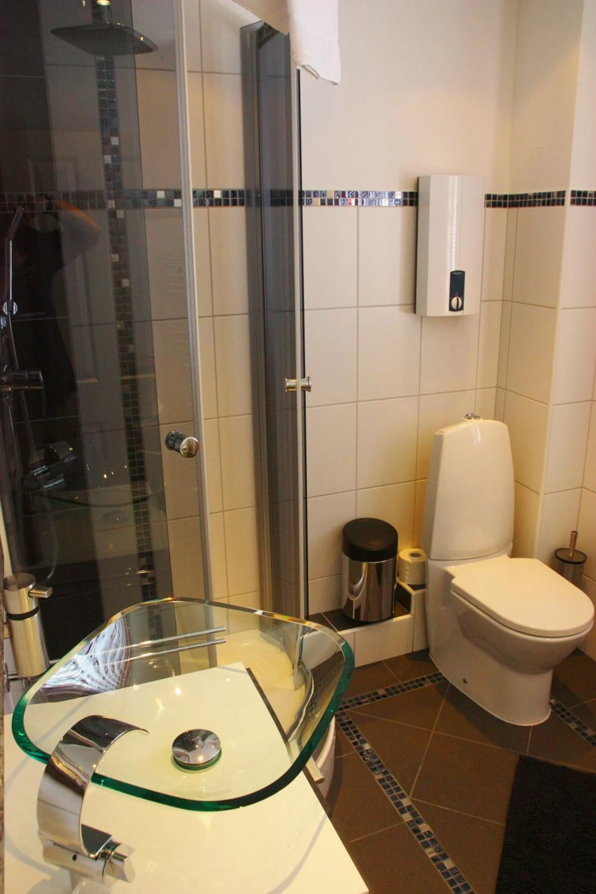 Bathroom in Hotel am Schloss