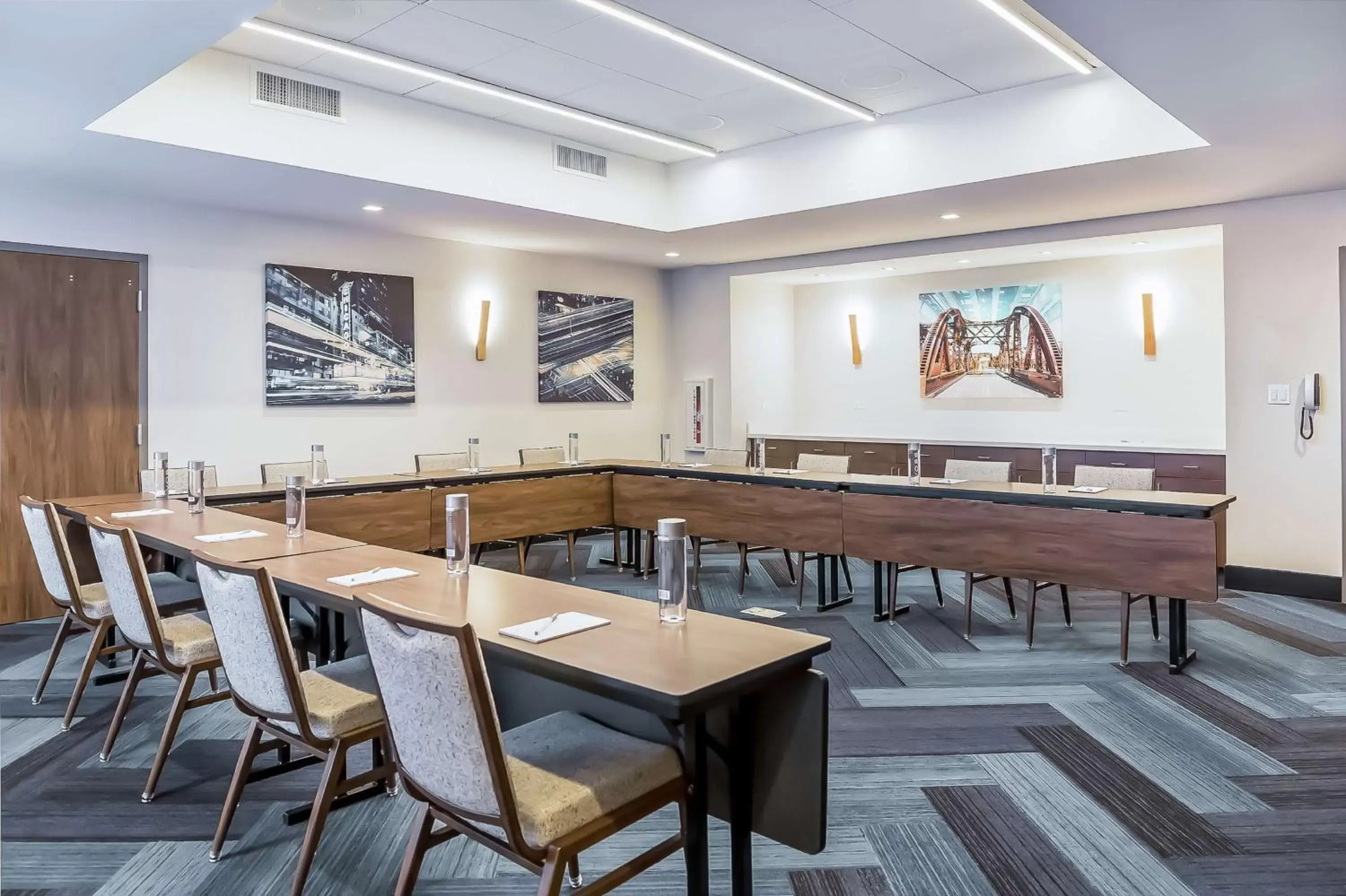 Meeting/conference room in Hampton Inn & Suites Bridgeview Chicago, Il