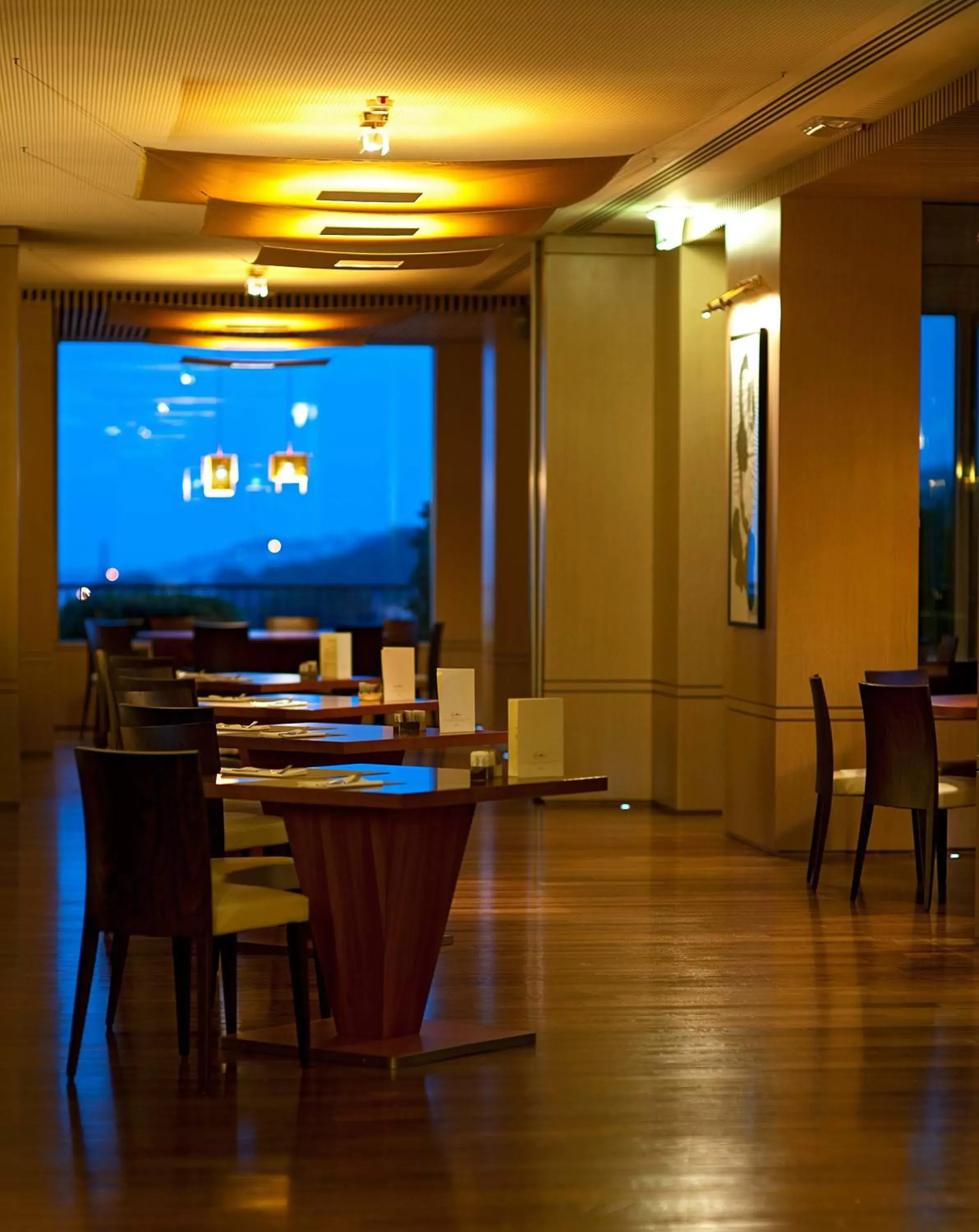 Lounge or bar, Restaurant/Places to Eat in Villa Maria Hotel & SPA