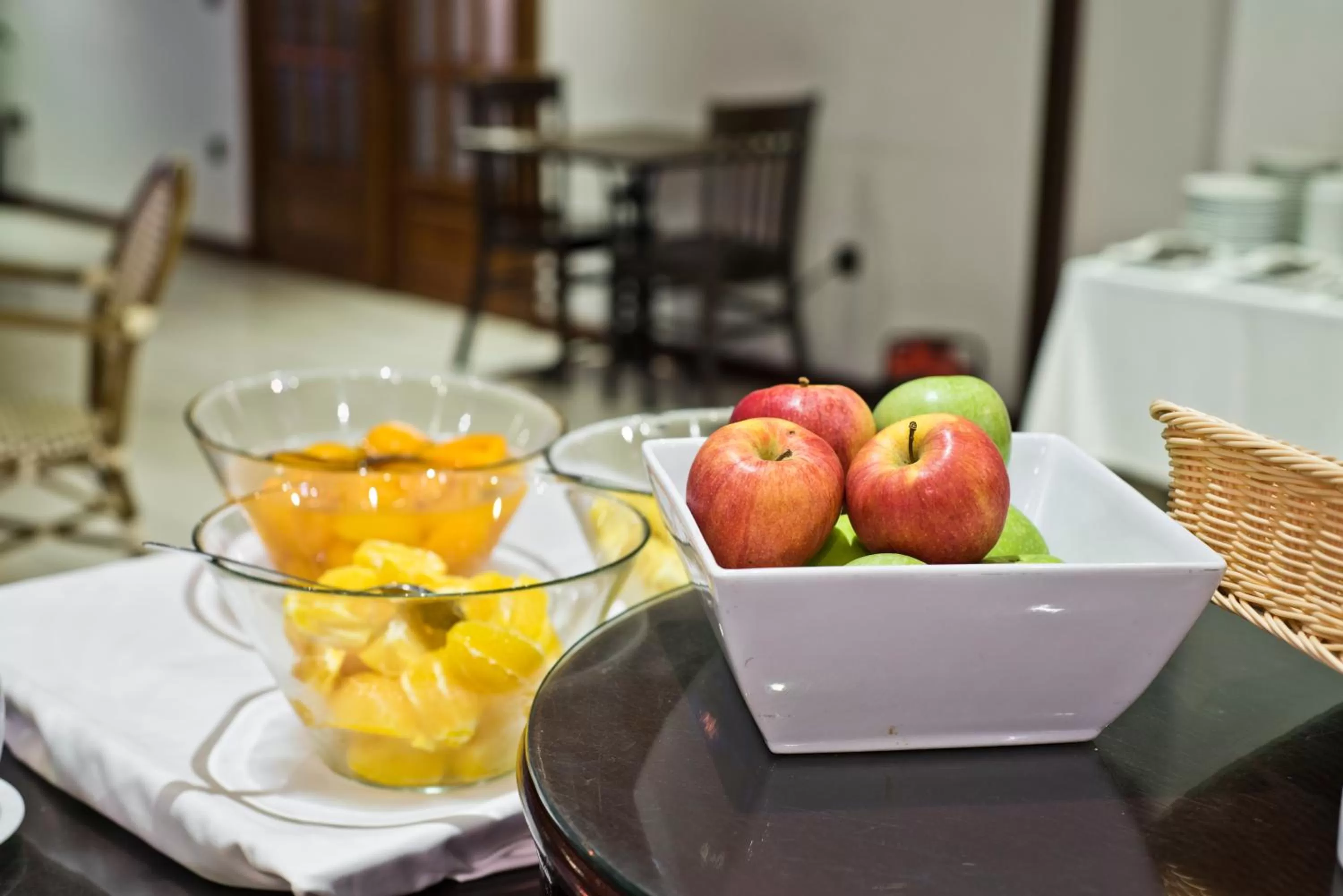 Buffet breakfast in Golden Tulip Porto Gaia