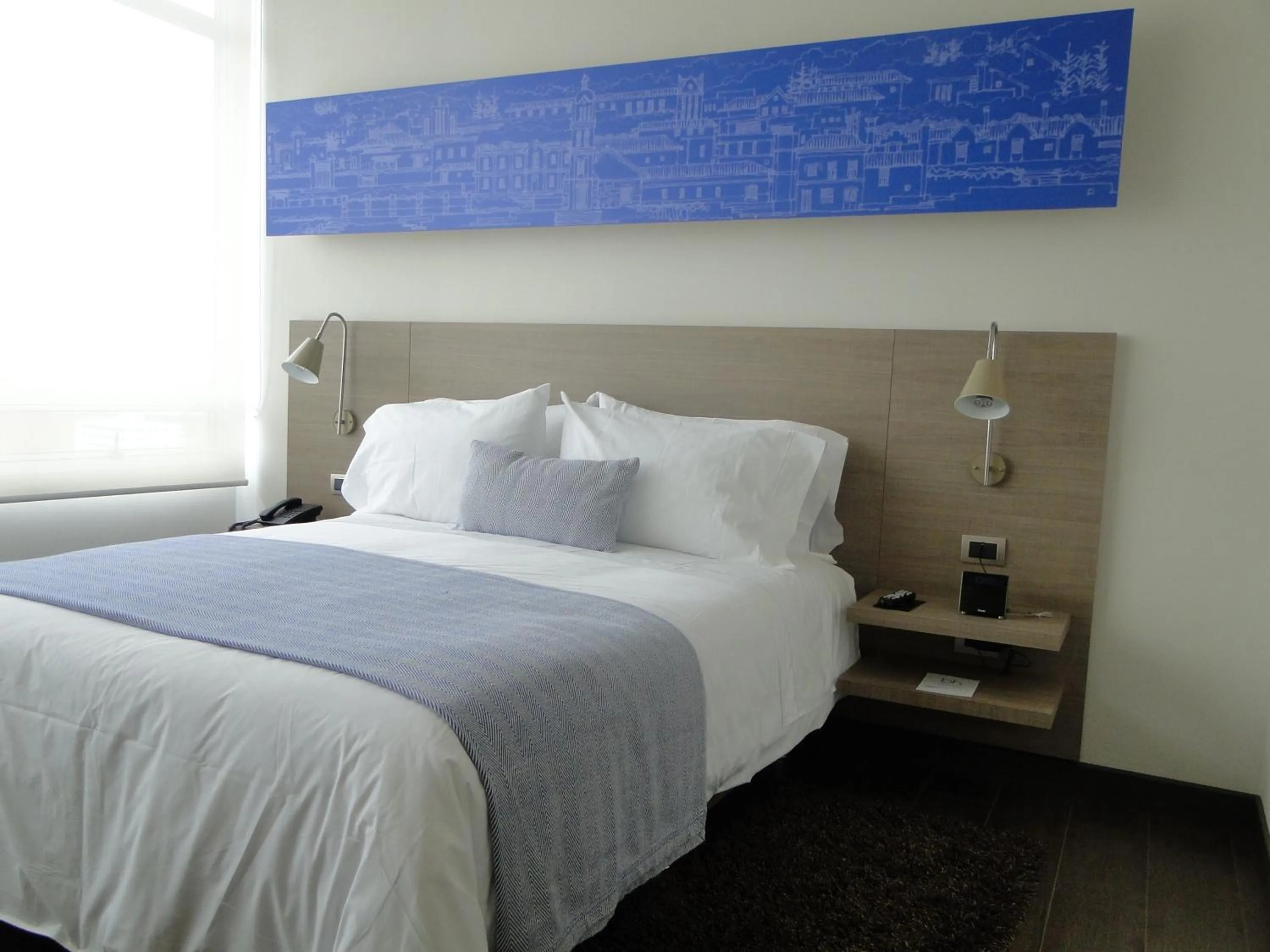 Bedroom, Bed in Hotel bh Usaquén