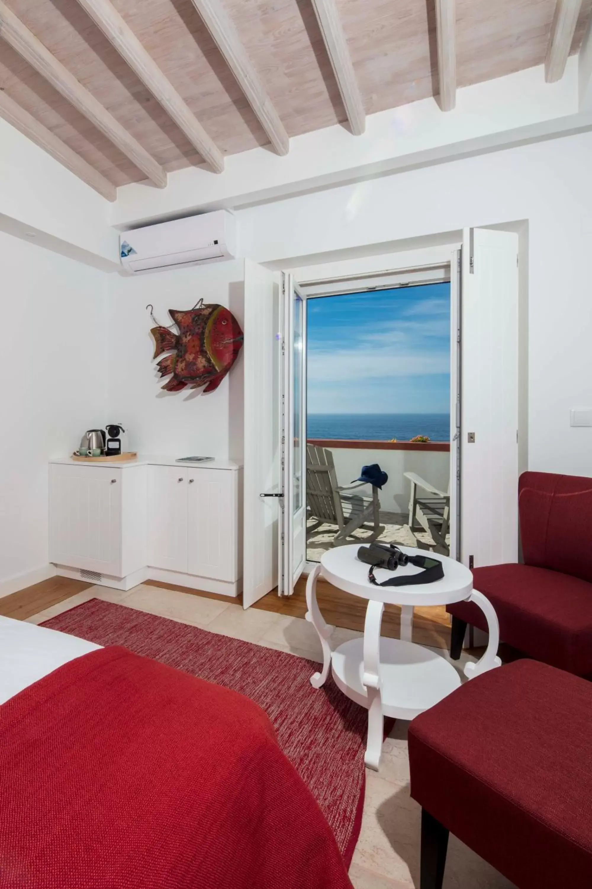 Deluxe Double or Twin Room with Sea View in Chalet O Amorzinho Sintra Praia Deluxe Double or Twin Room with Sea View in Chalet O Amorzinho Sintra Praia