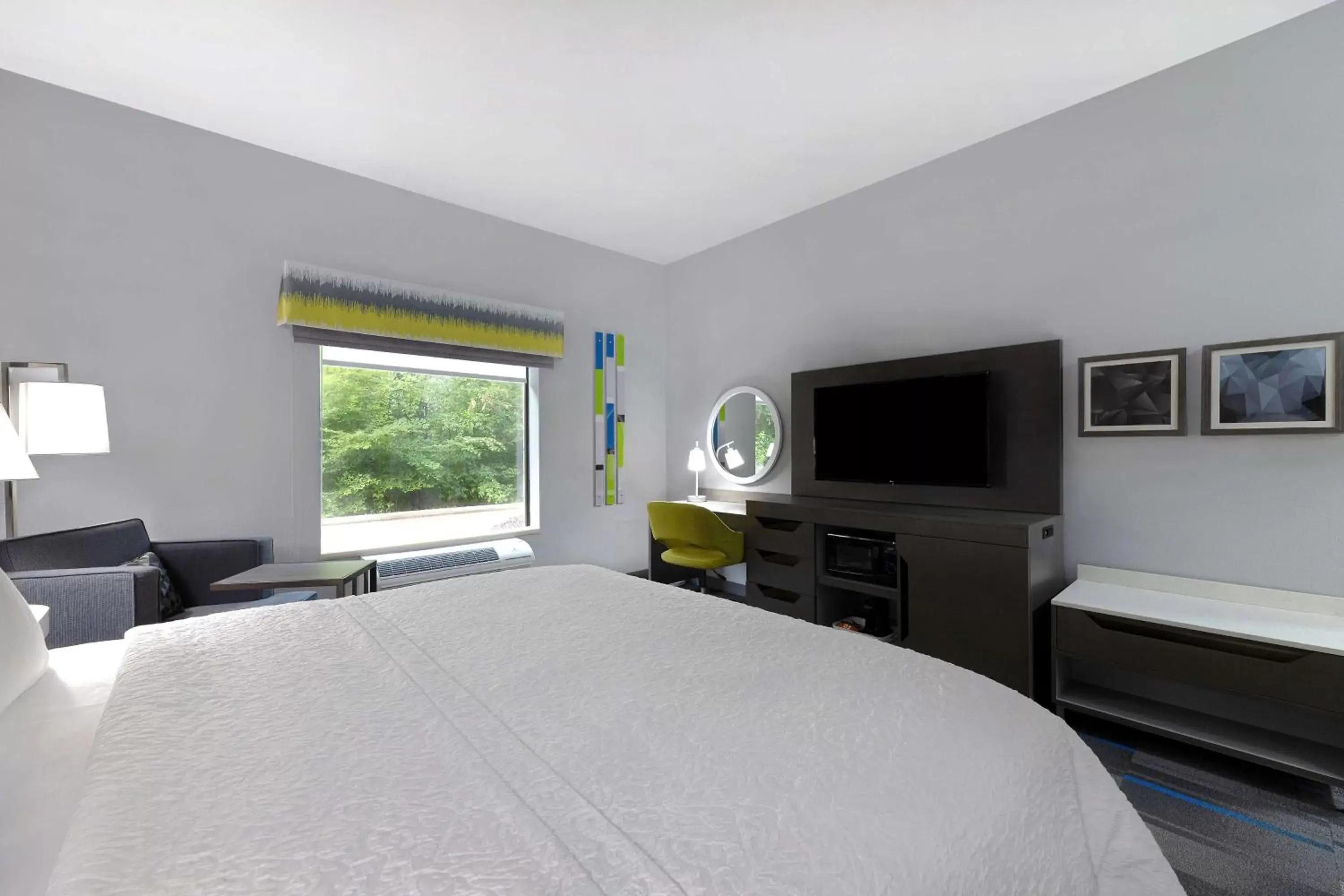 Bedroom in Hampton Inn & Suites Nacogdoches