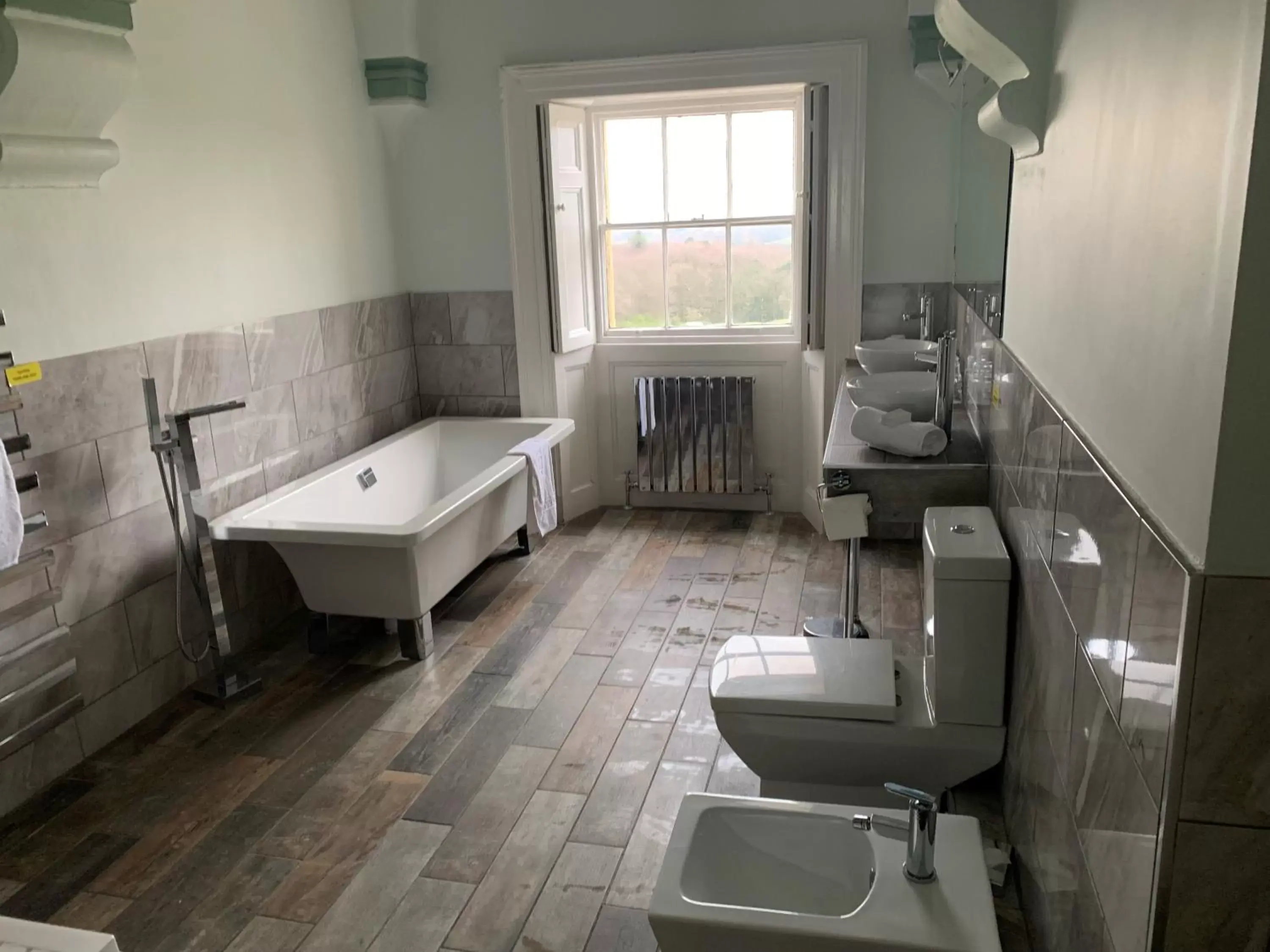 Bathroom in Wortley Hall Sheffield