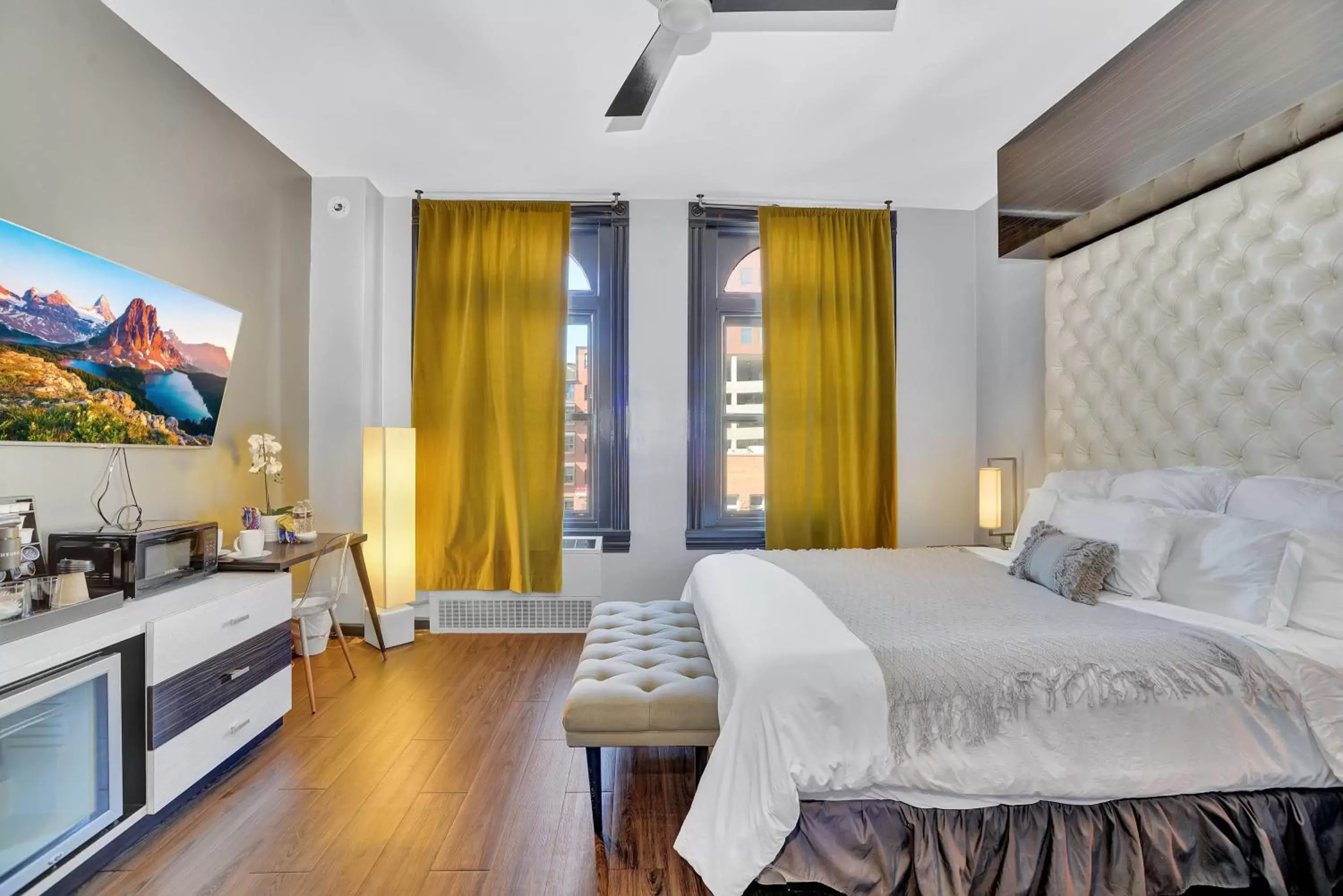 King Suite in Renu On Wazee King Suite in Renu On Wazee