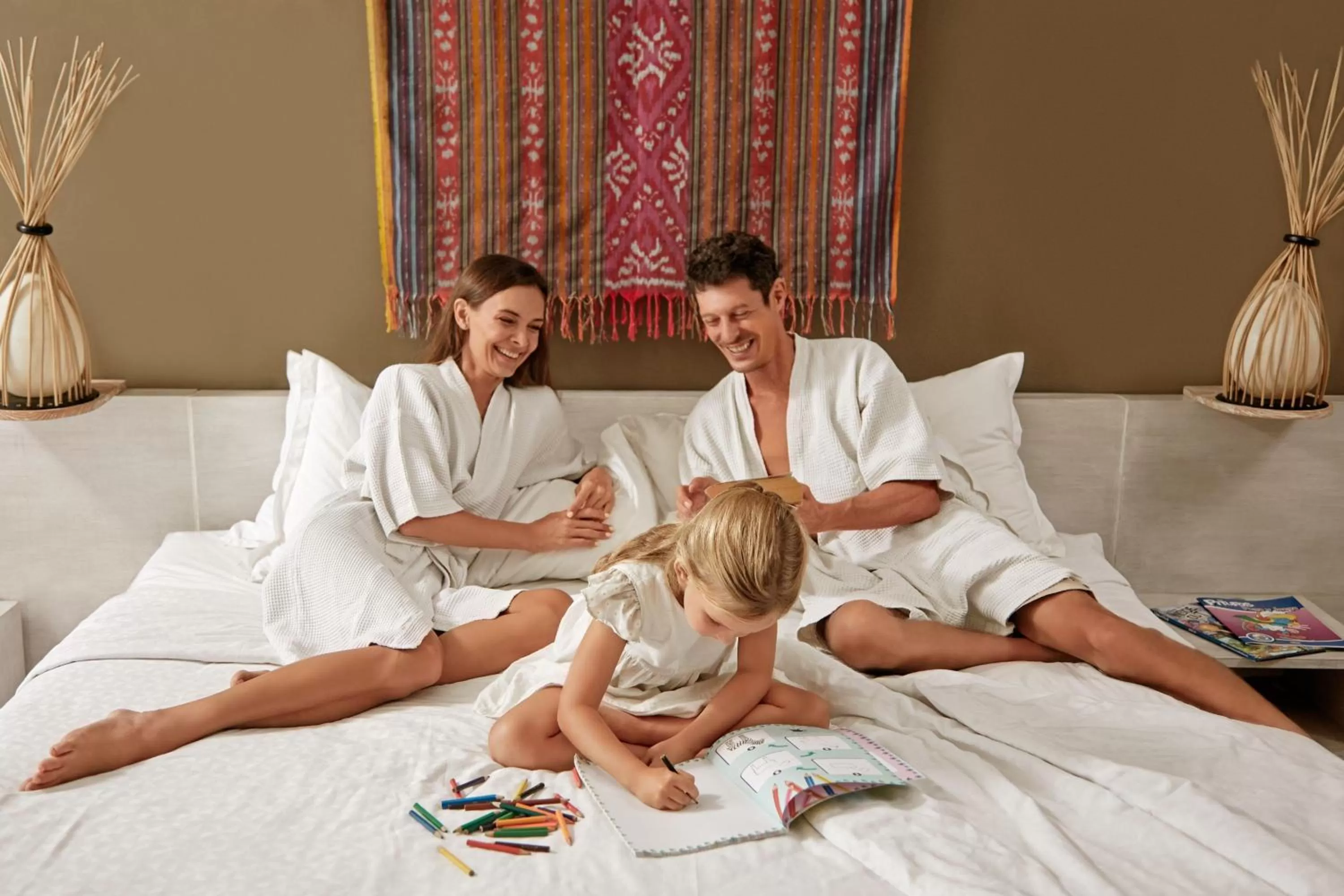 Photo of the whole room, Bed in Four Points by Sheraton Bali, Kuta