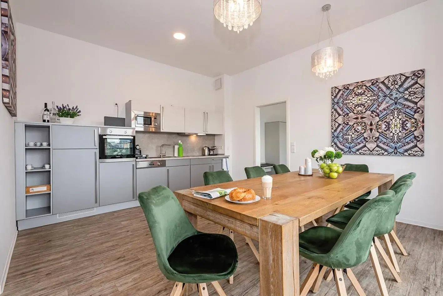 Coffee/tea facilities, Dining Area in Apartments Rosenthal Residence