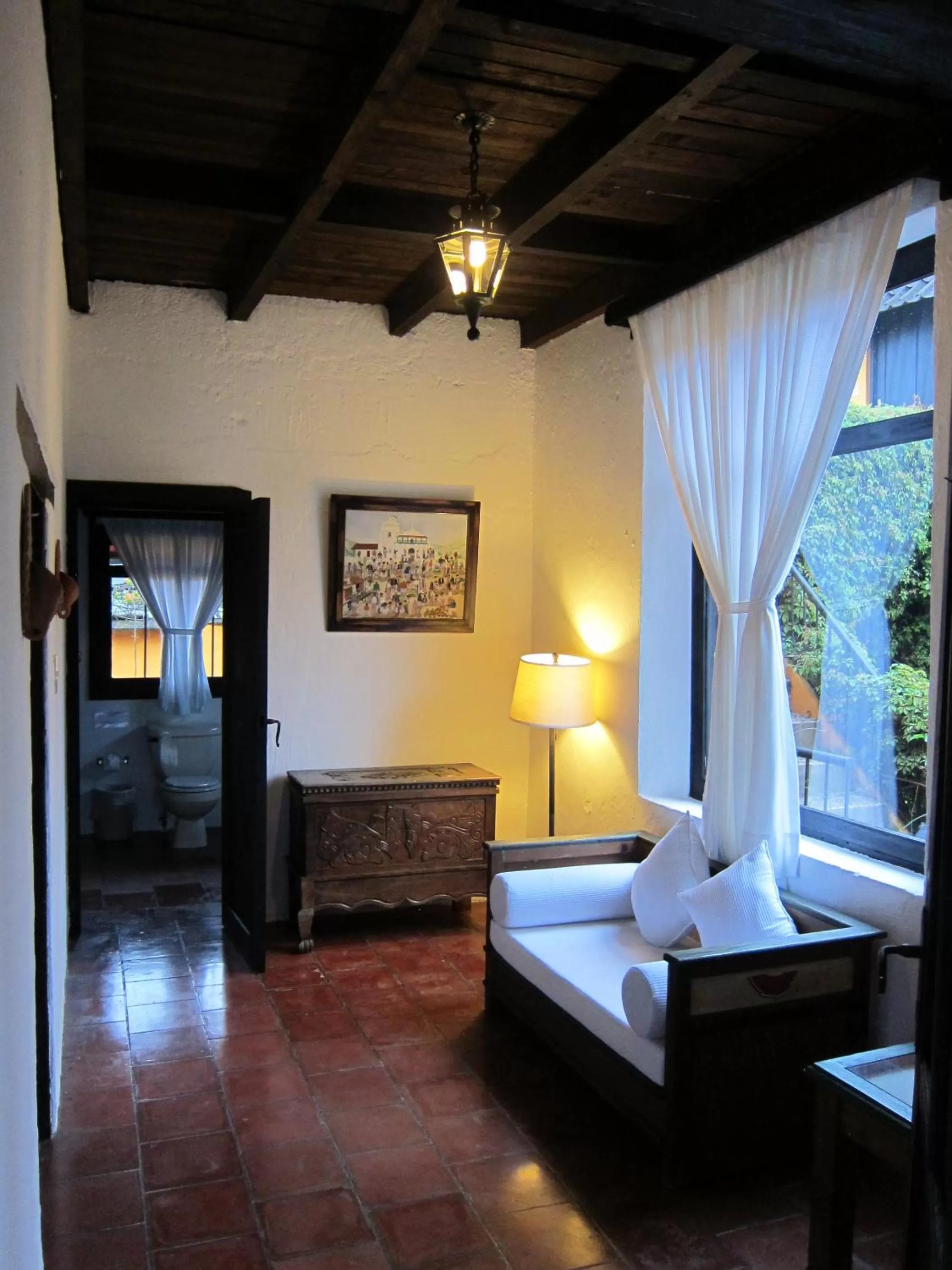 Living room, Bed in Hotel Toliman