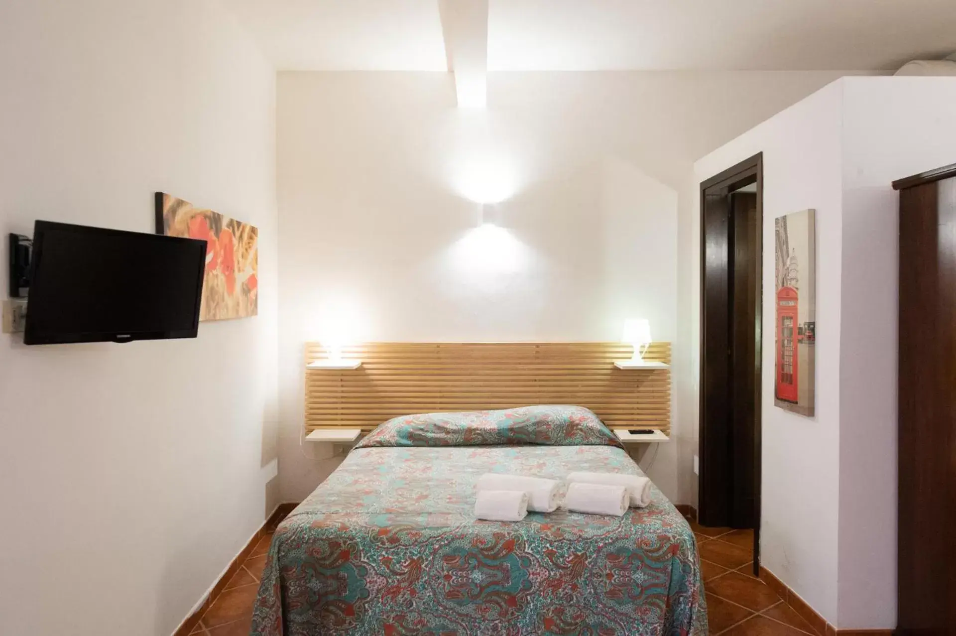 Deluxe King Room in Dimora La Commare Deluxe King Room in Dimora La Commare