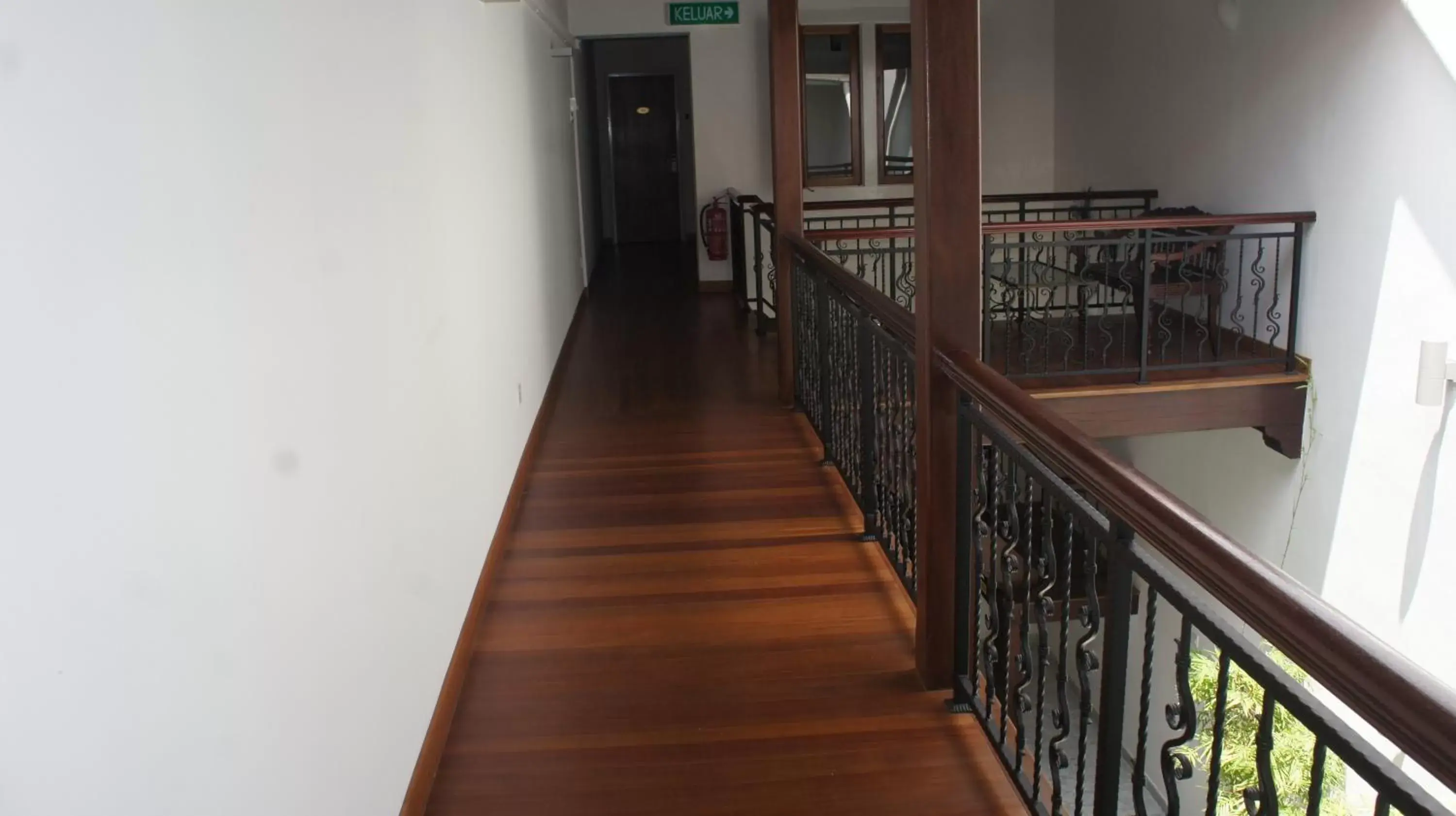 Decorative detail, Balcony/Terrace in Heeren Straits Hotel