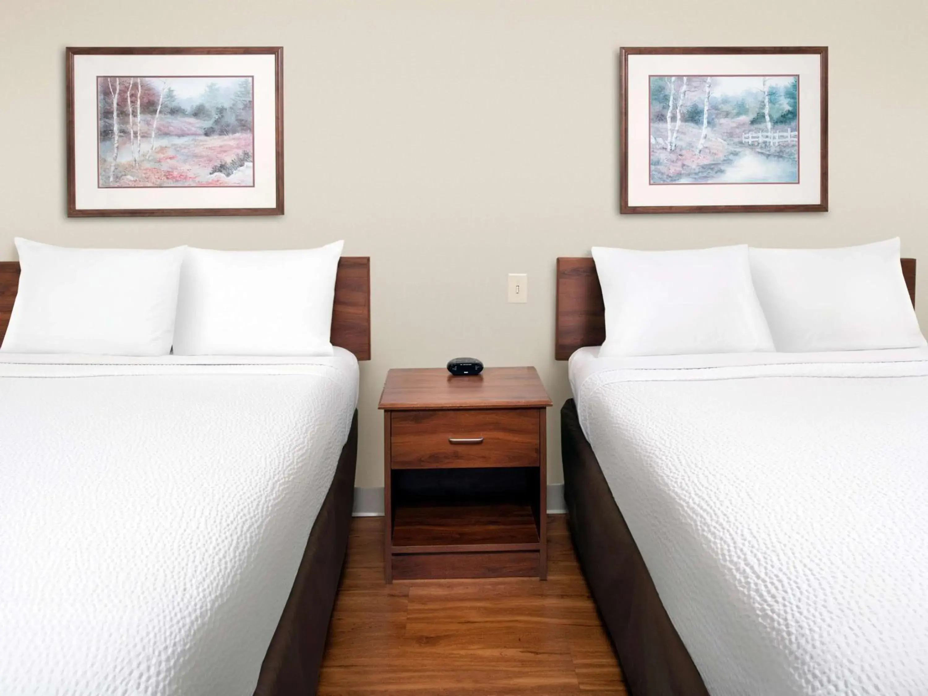 Bedroom, Bed in Extended Stay America Select Suites - Indianapolis - Plainfield