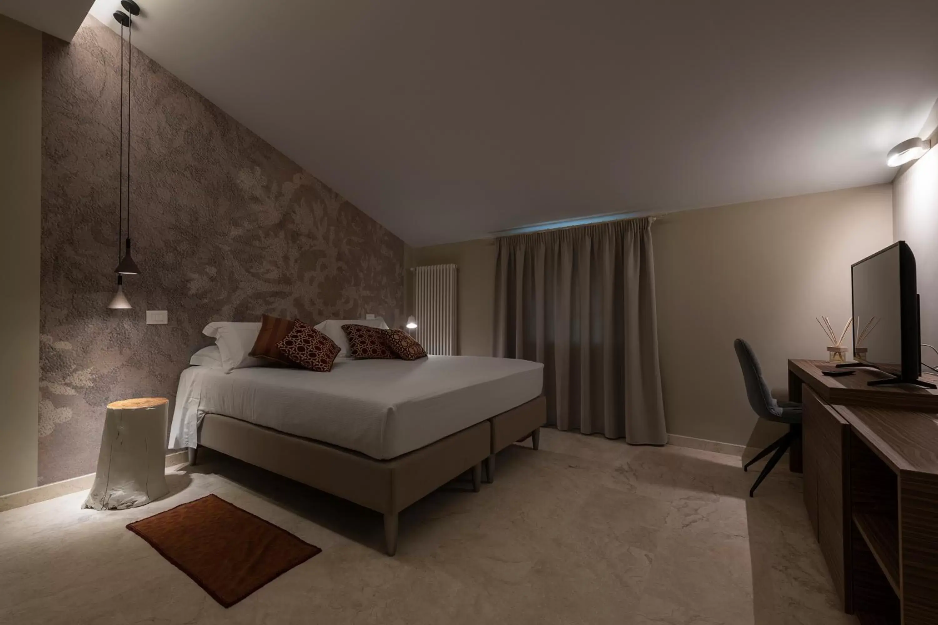 Bedroom, Bed in Tenuta San Masseo - boutique farm resort & SPA