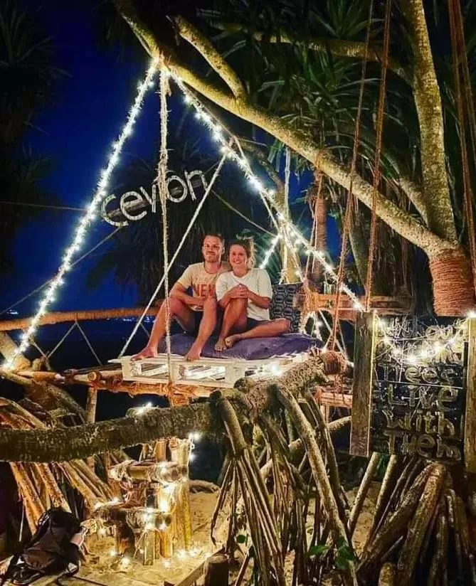 People in Weligama Bay Watsila Resort