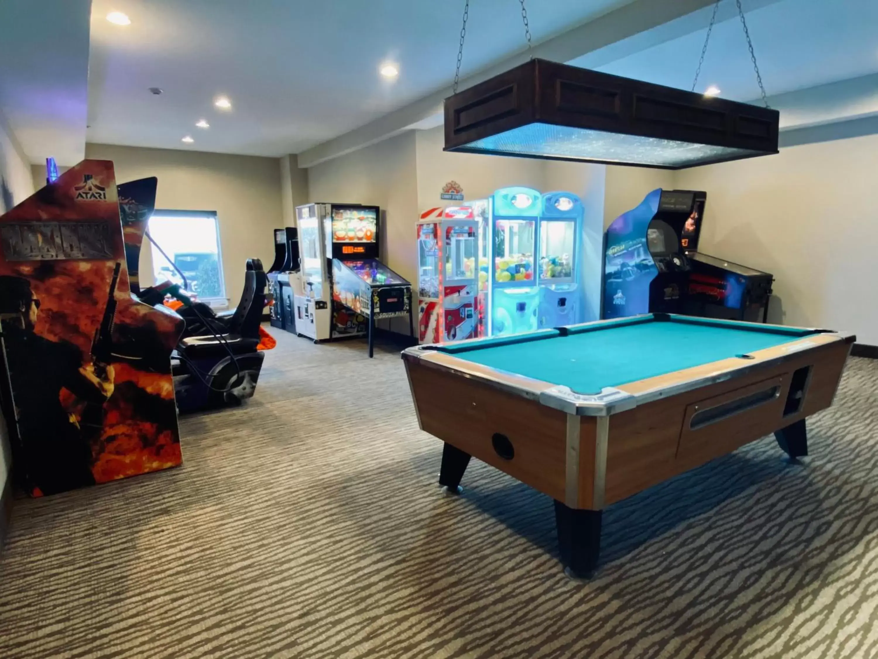 Game Room, Billiards in Comfort Suites Scranton near Montage Mountain