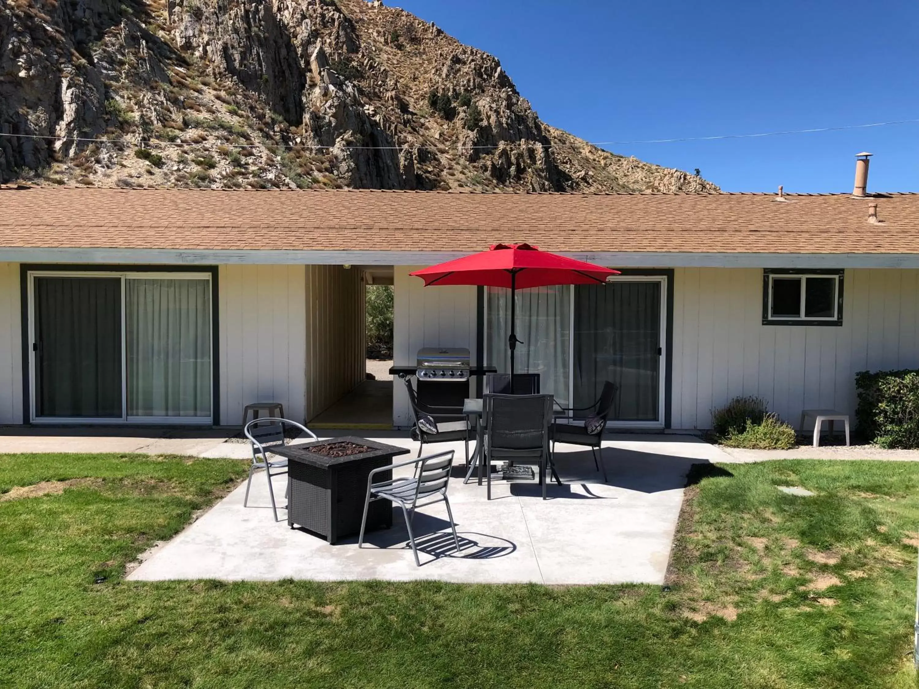 Patio in Meadowcliff Lodge Coleville