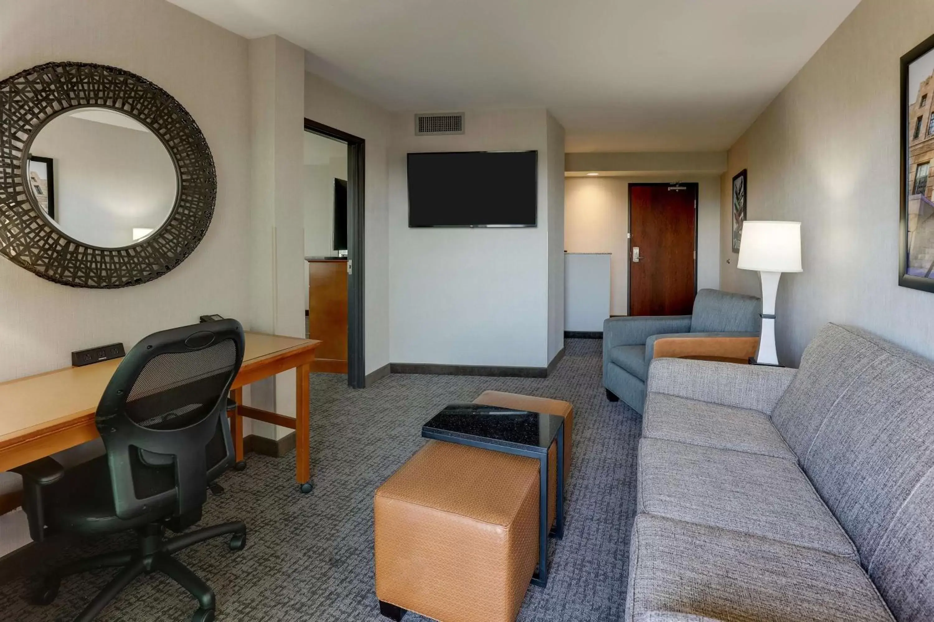 Bedroom, Seating Area in Drury Inn & Suites Phoenix Airport