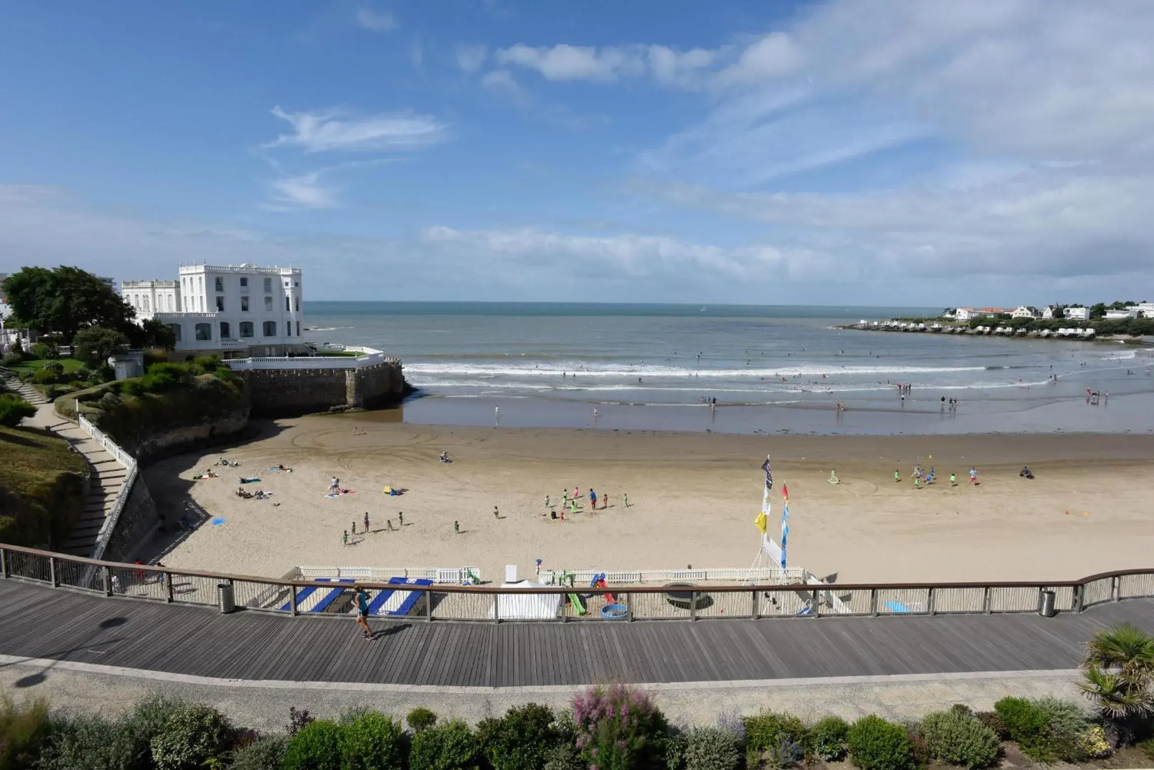 Day, Beach in The Originals Boutique, Hotel Miramar, Royan (Inter-Hotel)