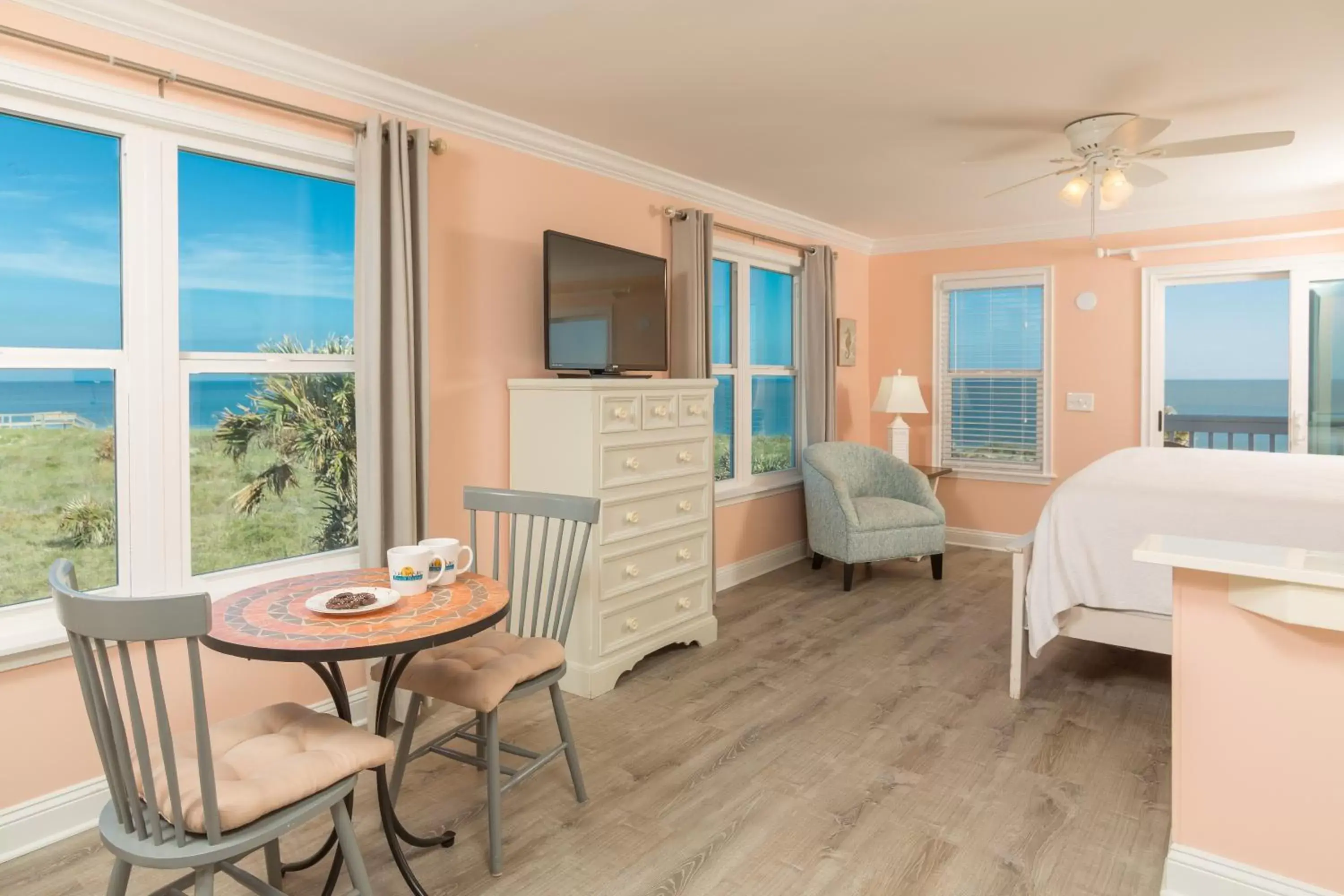 Balcony/Terrace, Sea View in The Saint Augustine Beach House