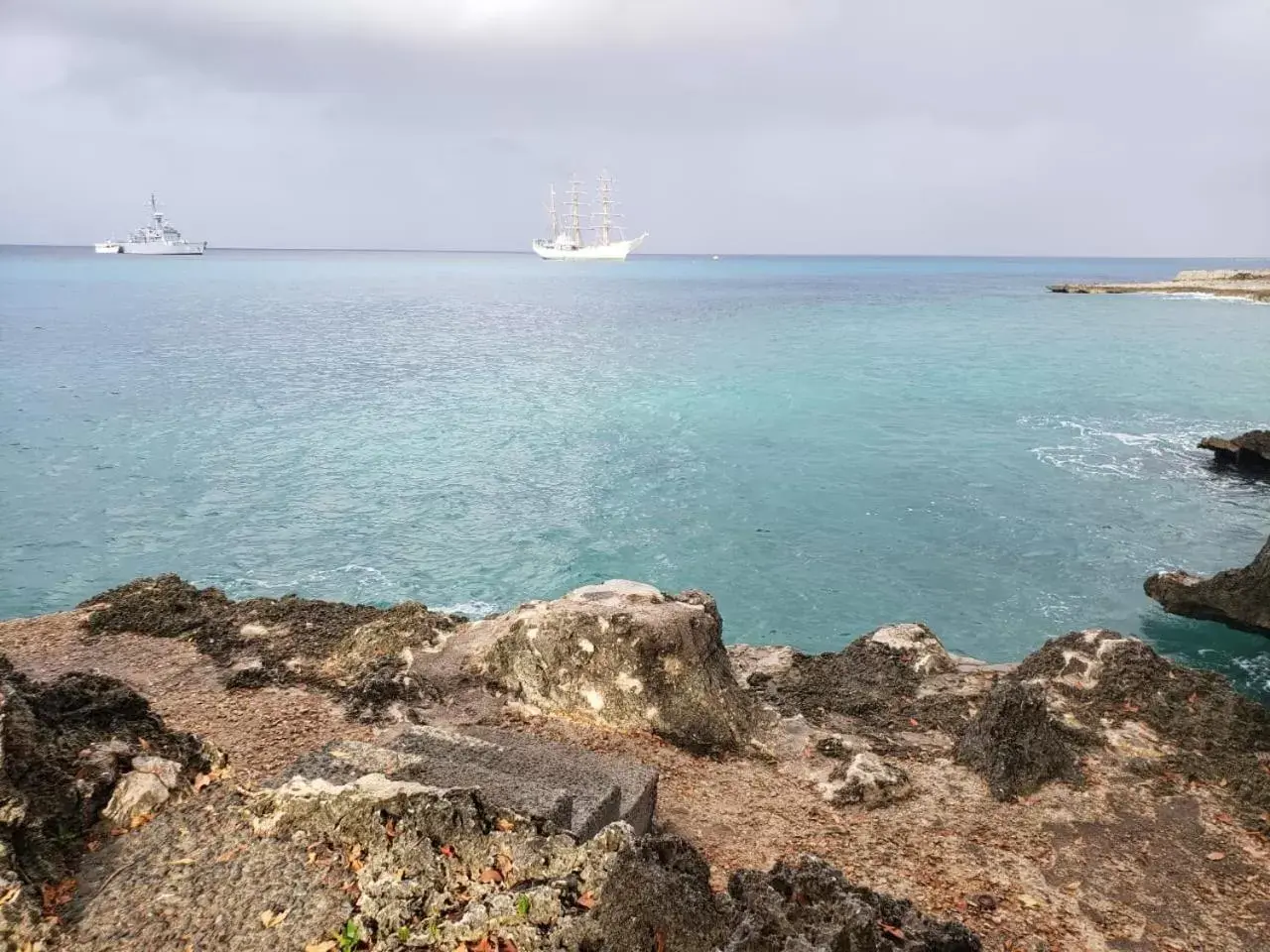 Economy Quadruple Room in Coral House San Andres Economy Quadruple Room in Coral House San Andres