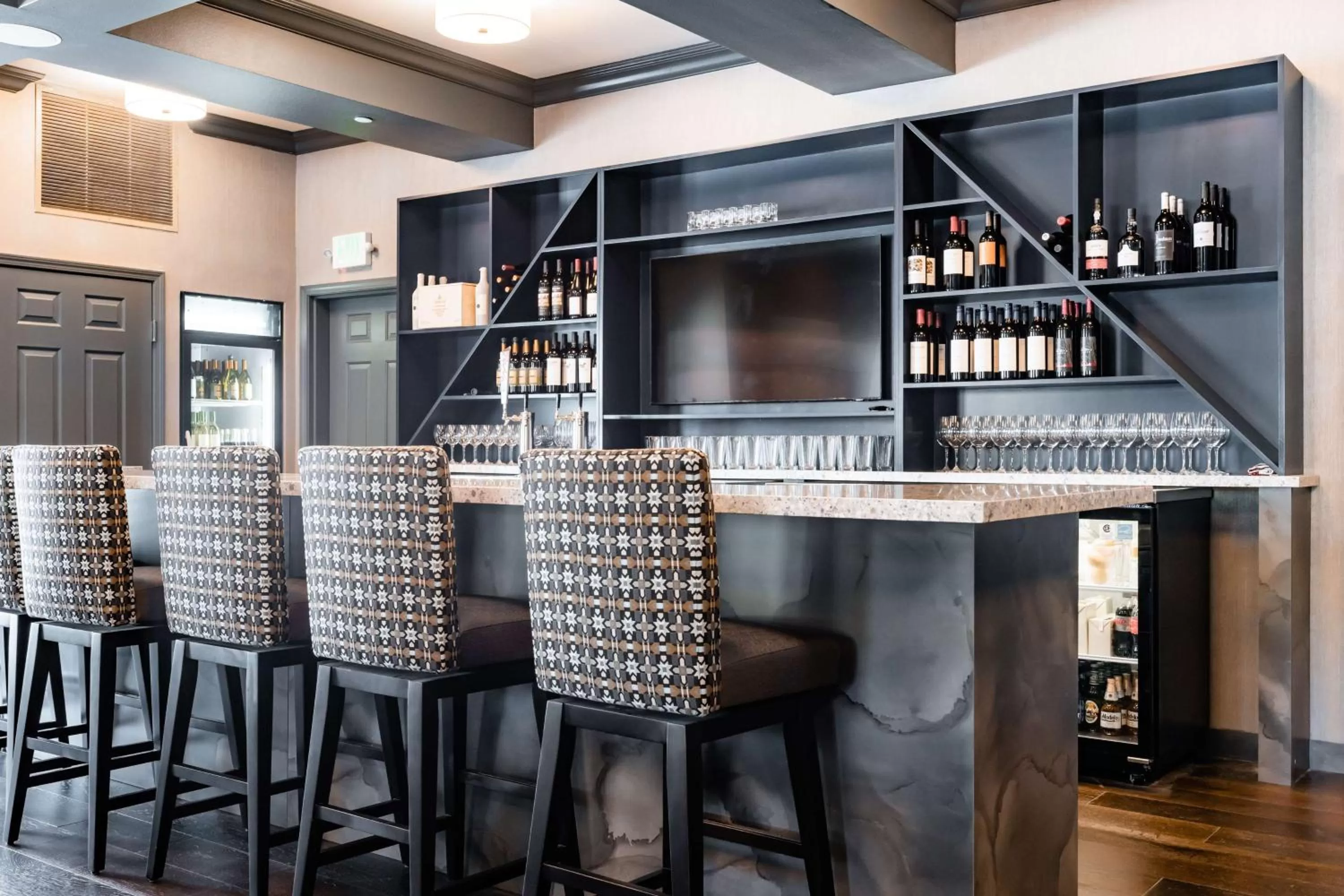 Lounge or bar in Hotel NoBo Cascade, Tapestry Collection by Hilton