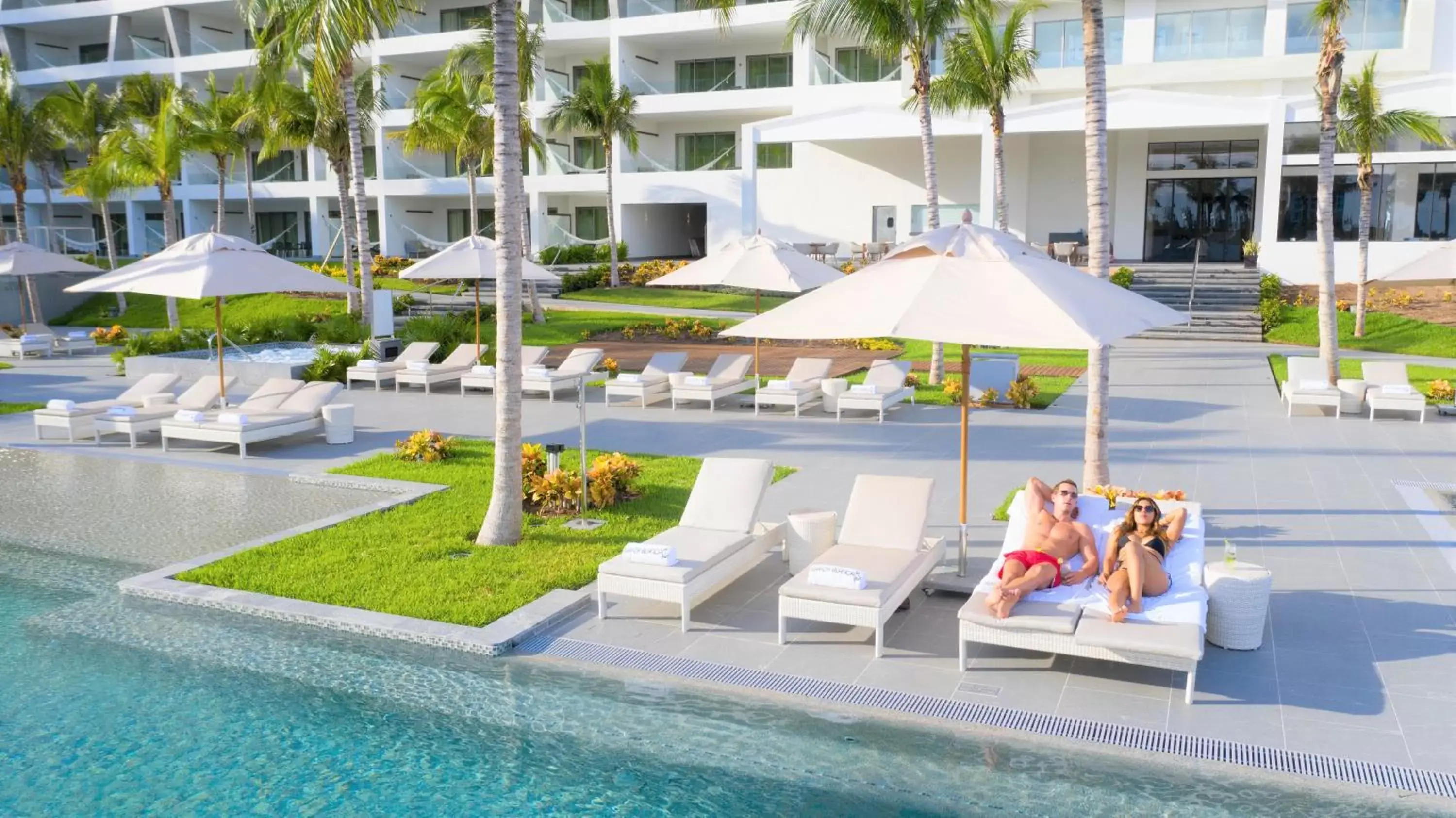 Property building, Swimming Pool in Garza Blanca Resort & Spa Cancun