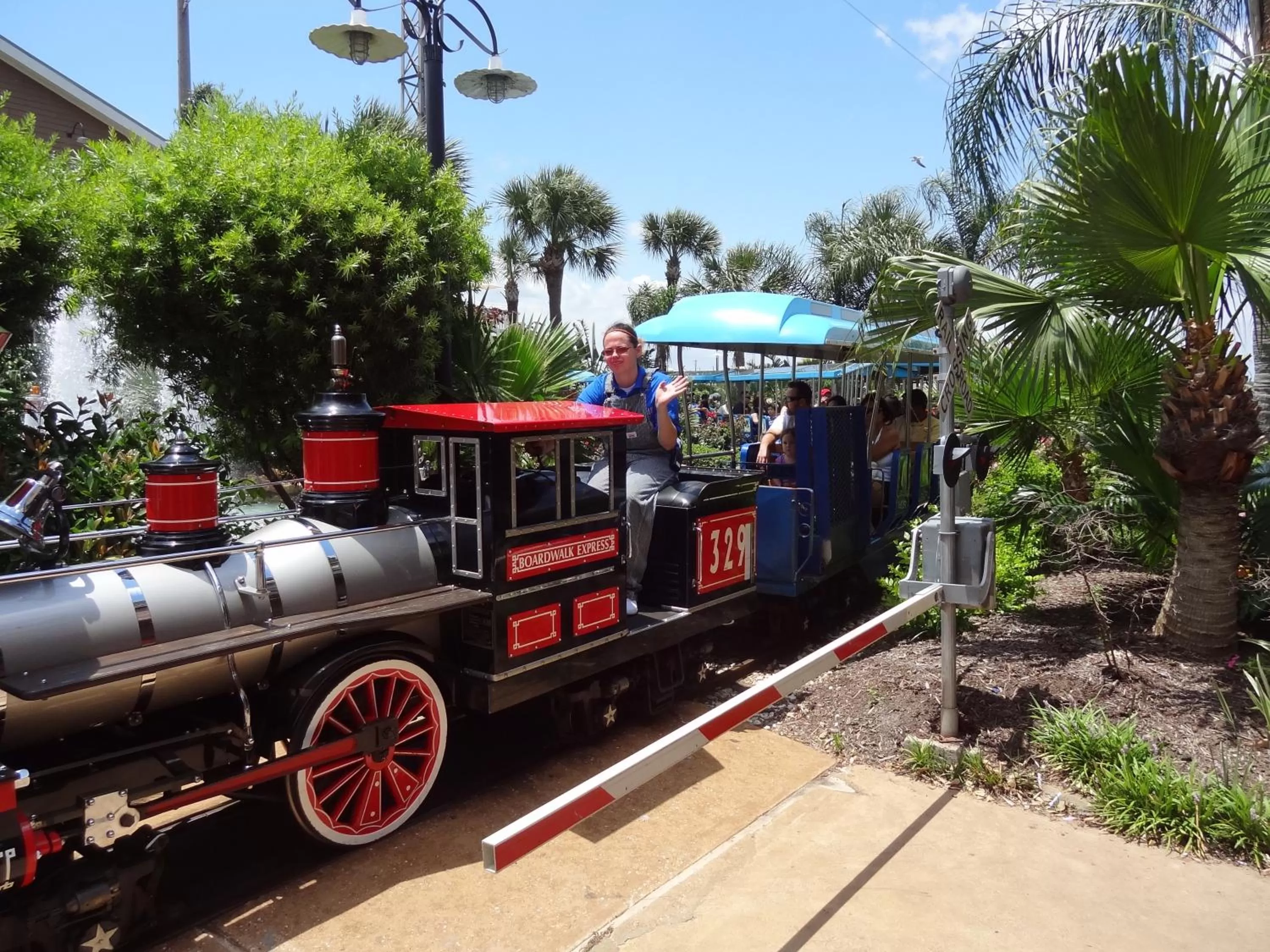 Area and facilities in Boardwalk Inn