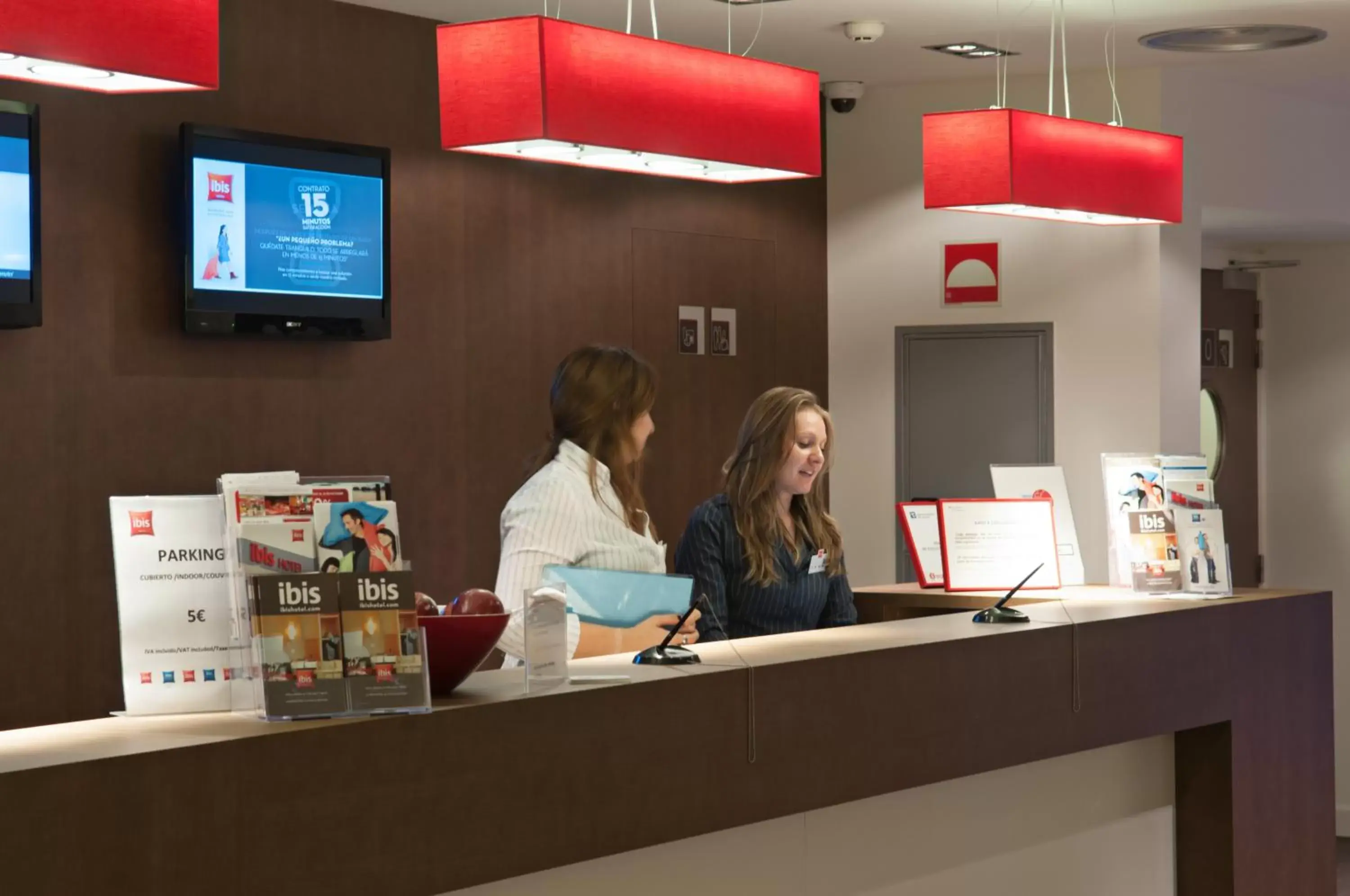 Lobby or reception in Ibis Lleida Lobby or reception in Ibis Lleida