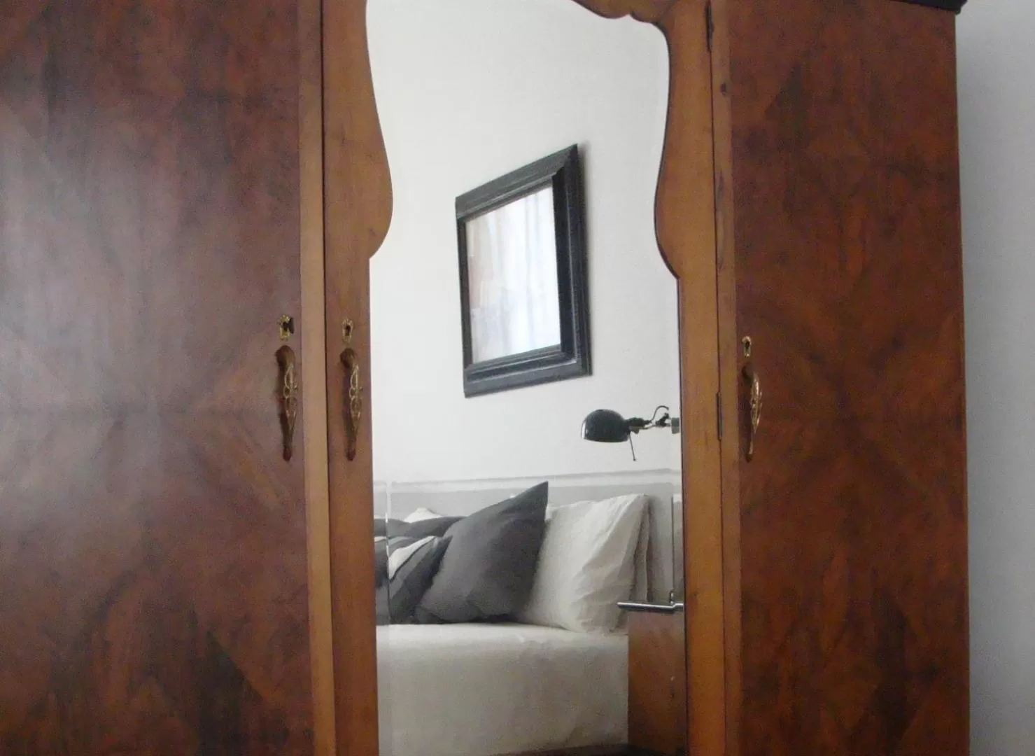 Decorative detail, Bed in Gianduja B&B