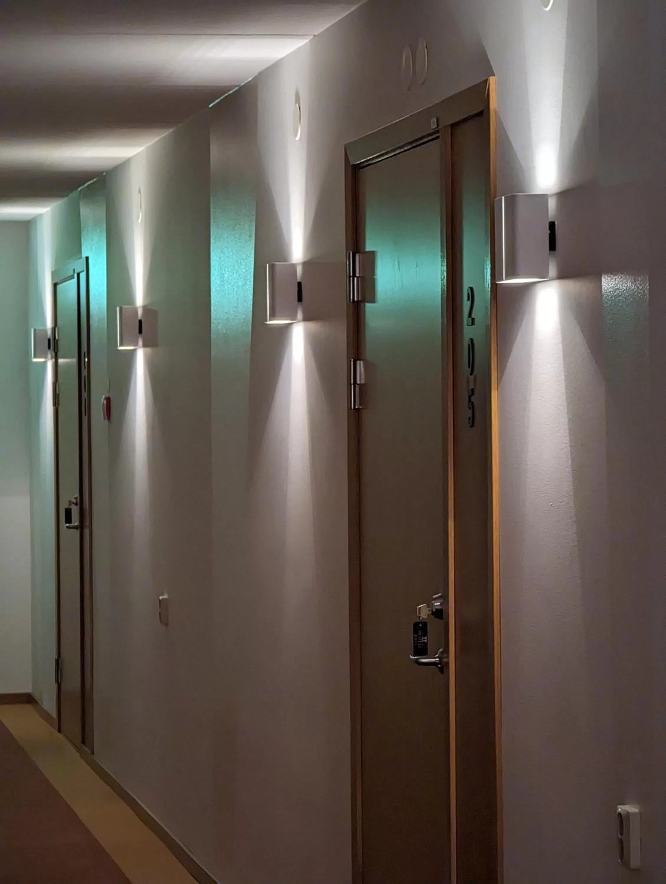 Property building in Hotell Bro