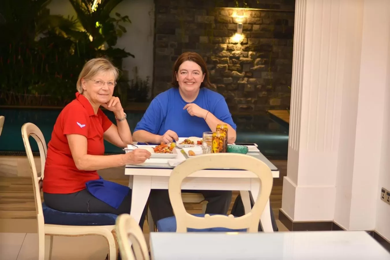 People in Negombo New Queen's Palace