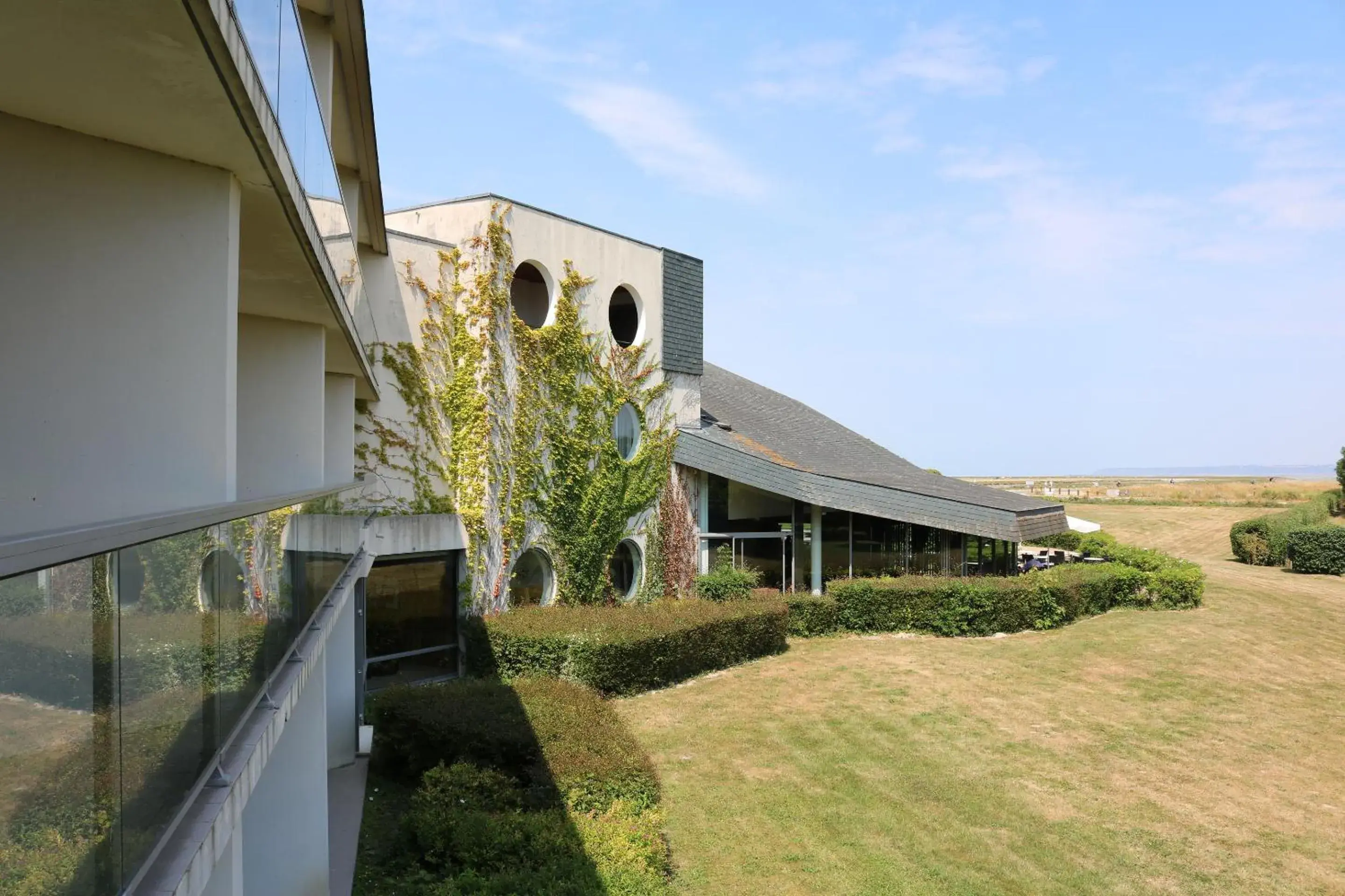 Garden view, Property Building in Le Relais Saint Michel