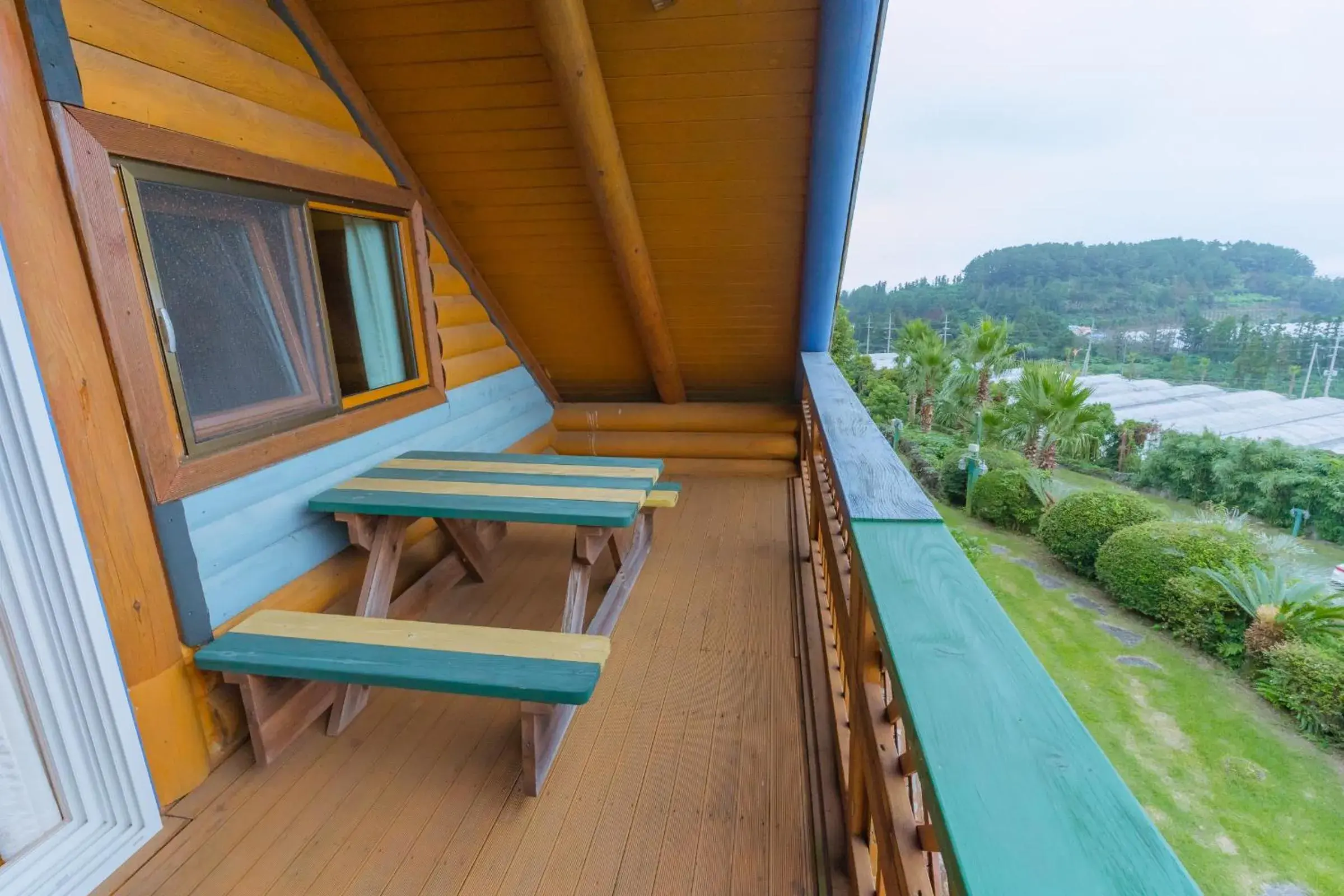 Day, Balcony/Terrace in Jungmun Log Pension & Resort