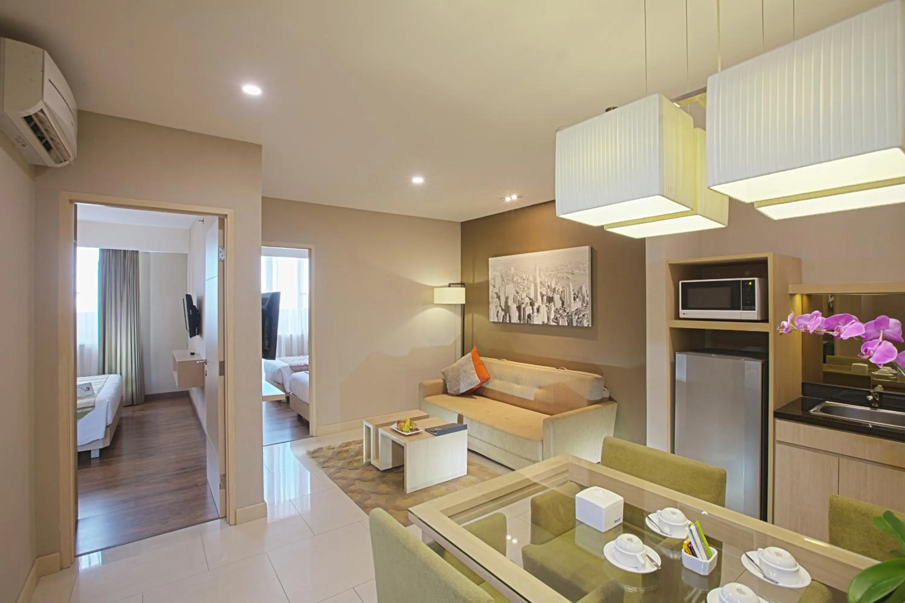 Living room in eL Hotel Jakarta