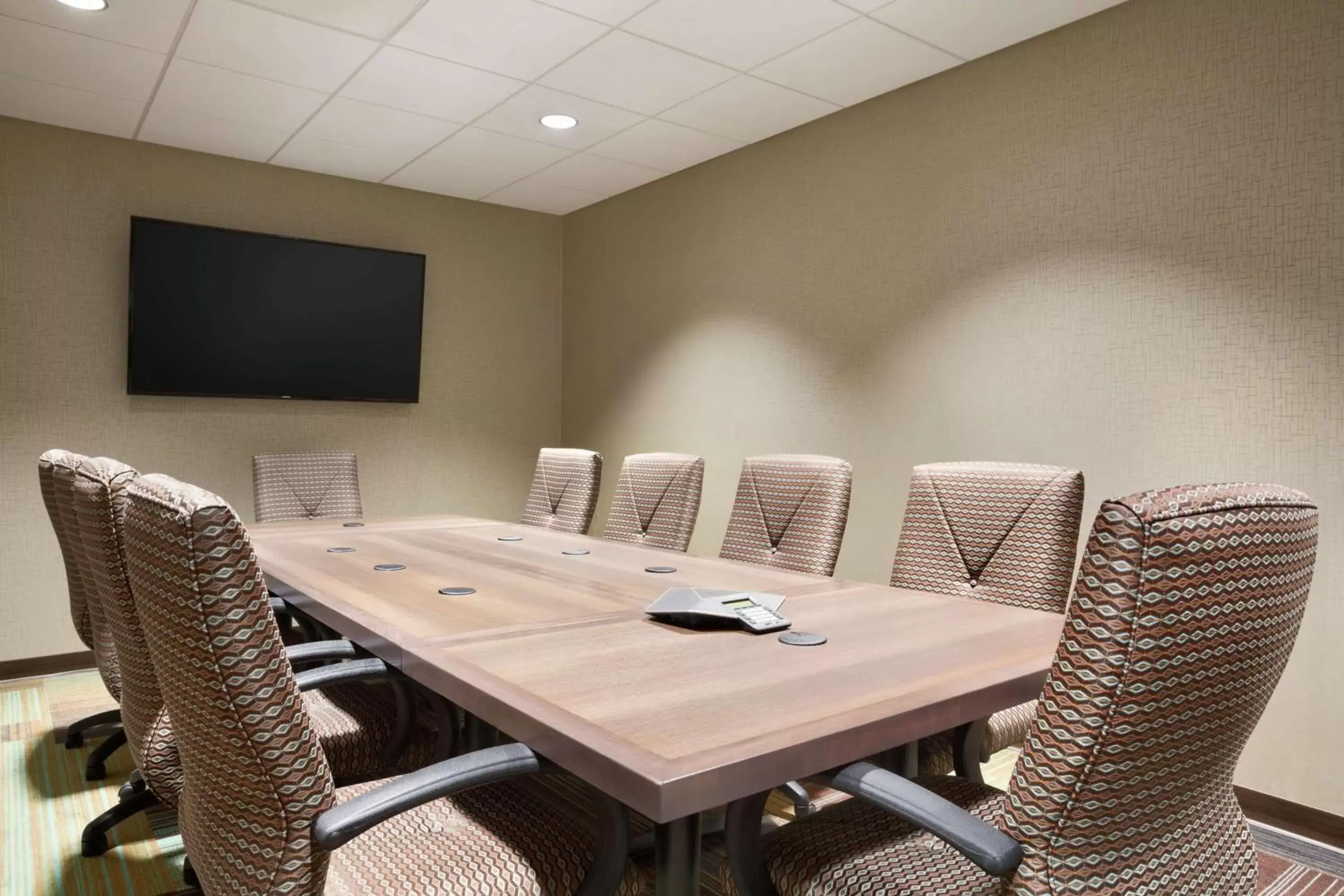 Meeting/conference room in Hampton Inn & Suites Minooka
