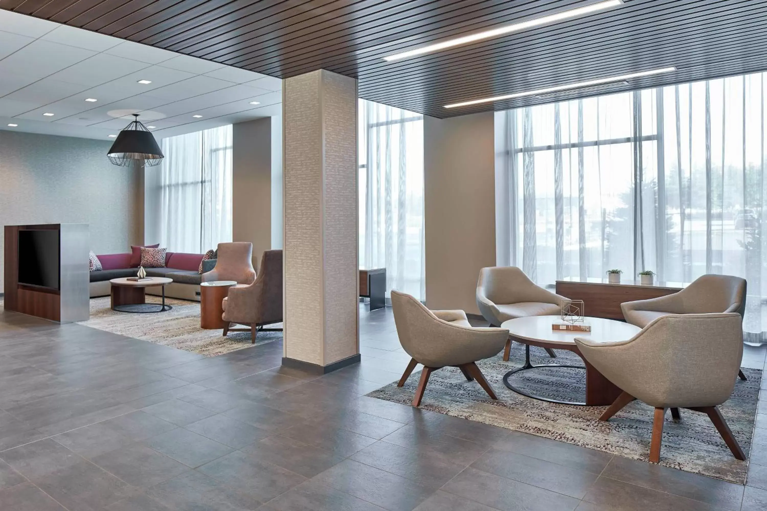 Lobby or reception in Courtyard by Marriott Albany Airport