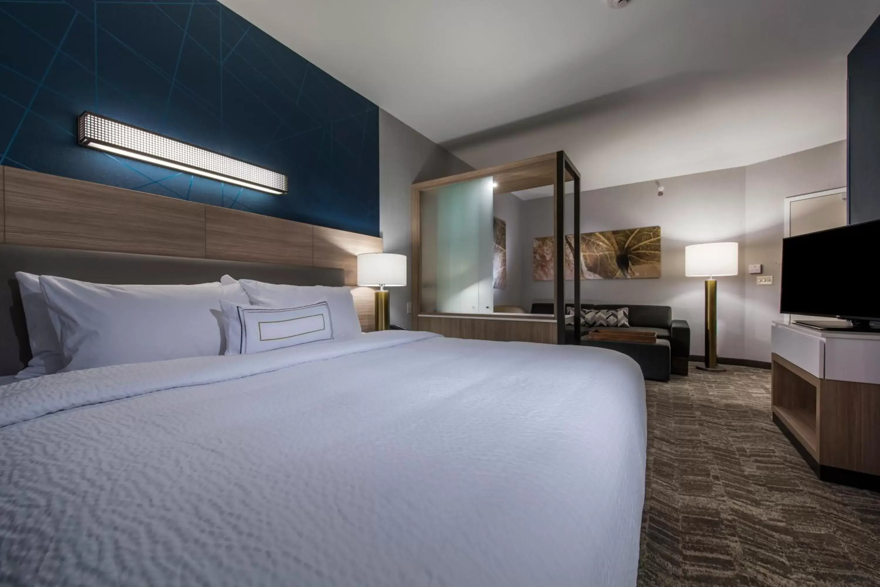 Bedroom, Bed in SpringHill Suites by Marriott Gallup