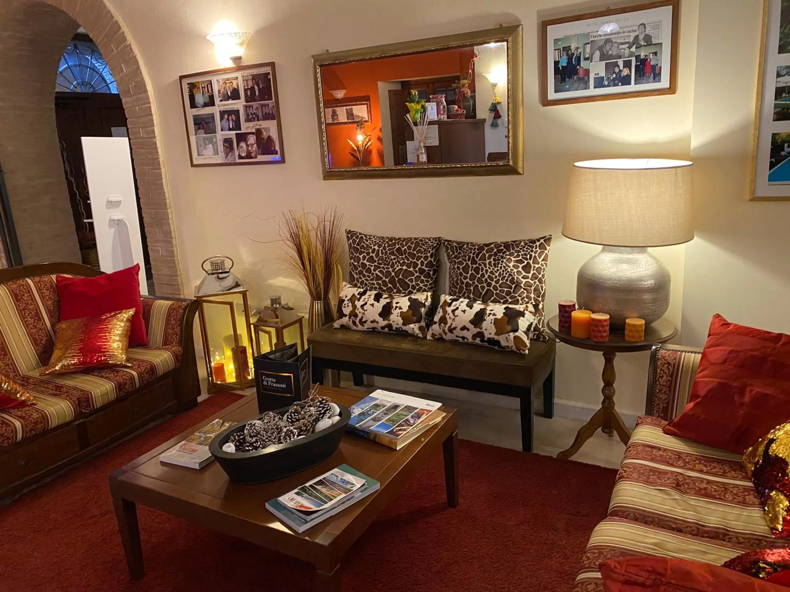 Lobby or reception in Hotel Borgo Antico