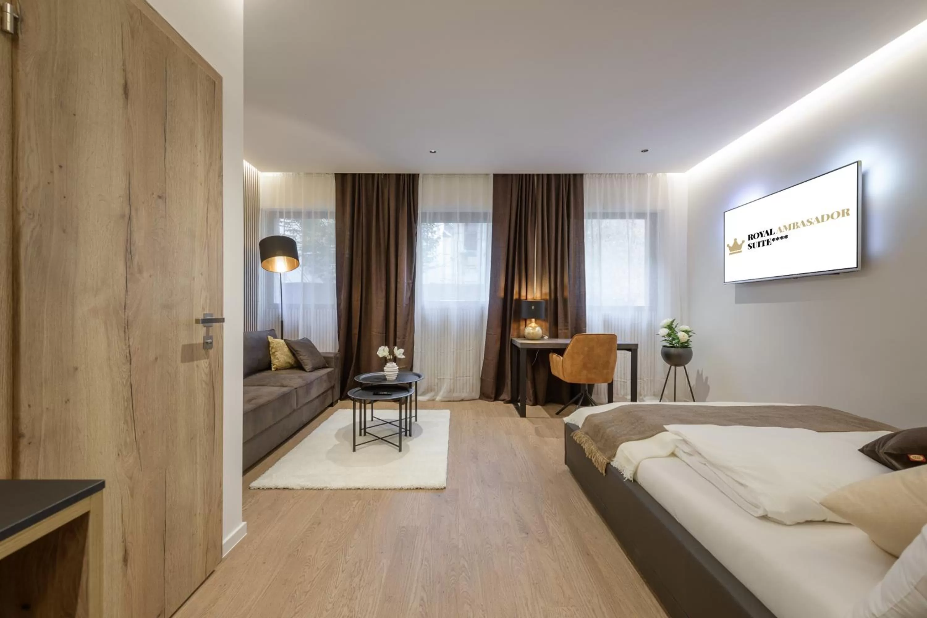 Bedroom, Bed in ROYAL SUITE, Ljubljana