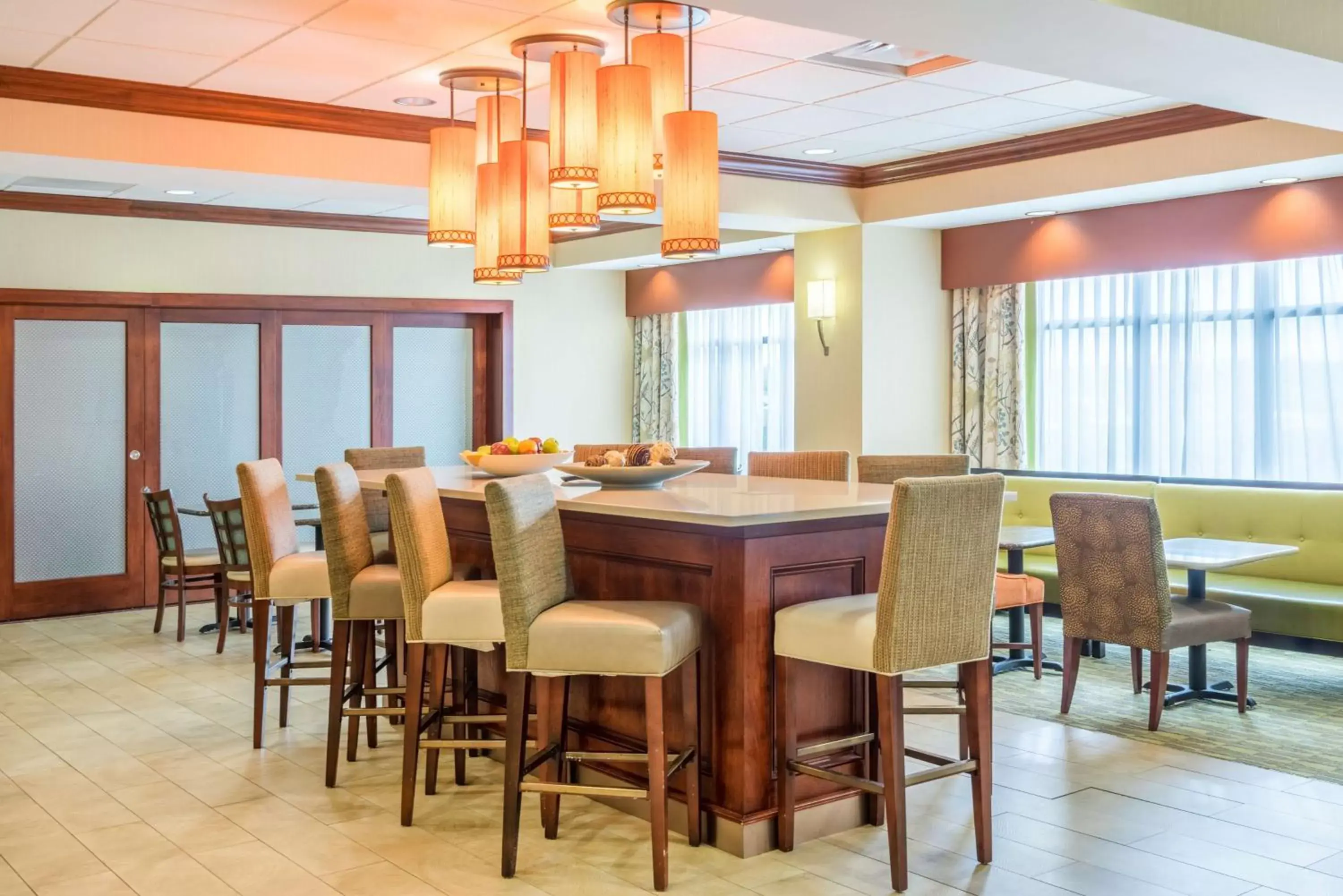 Lobby or reception, Restaurant/Places to Eat in Hampton Inn Middletown