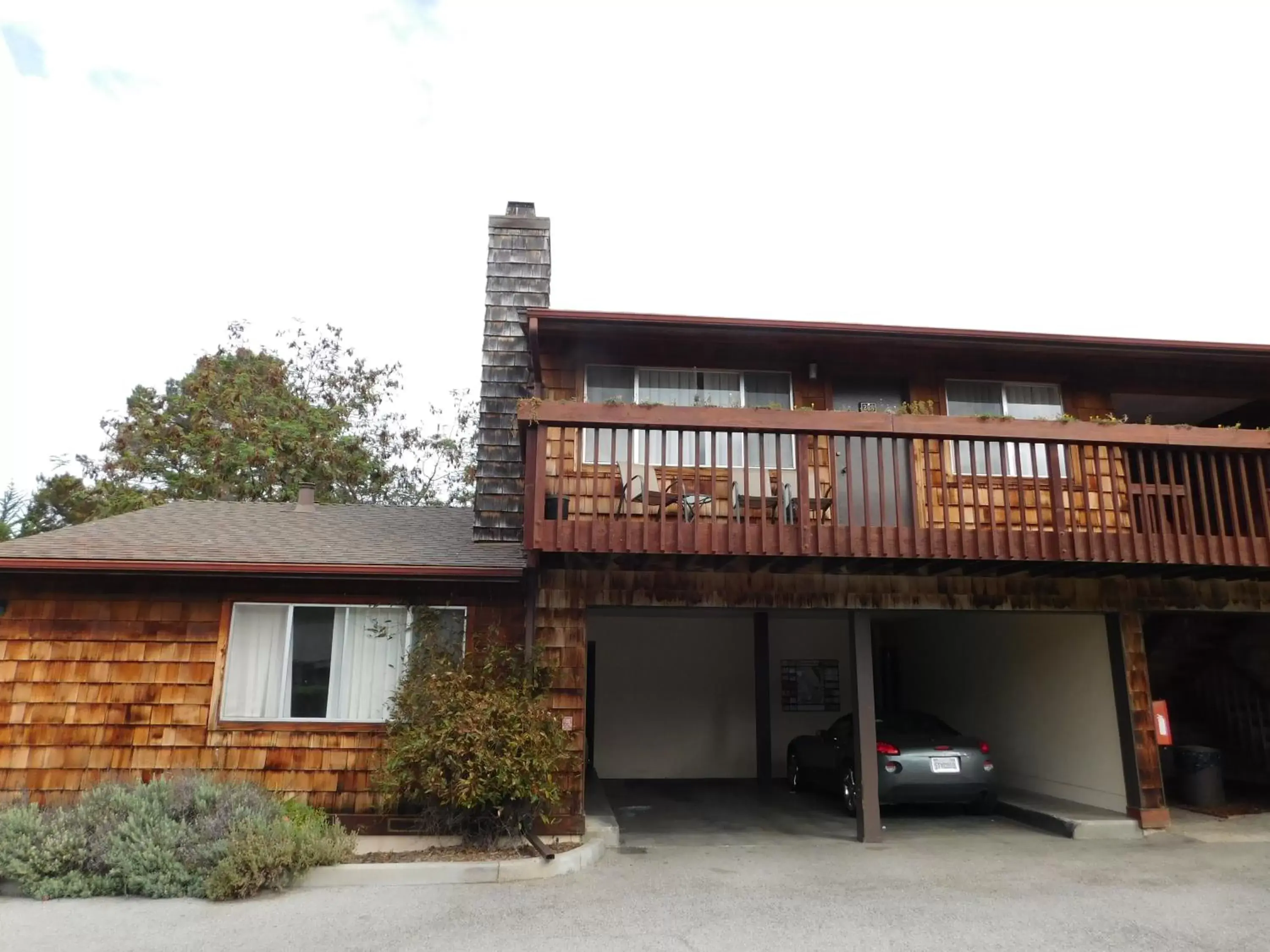 Property building, Facade/Entrance in Pacific Gardens Inn