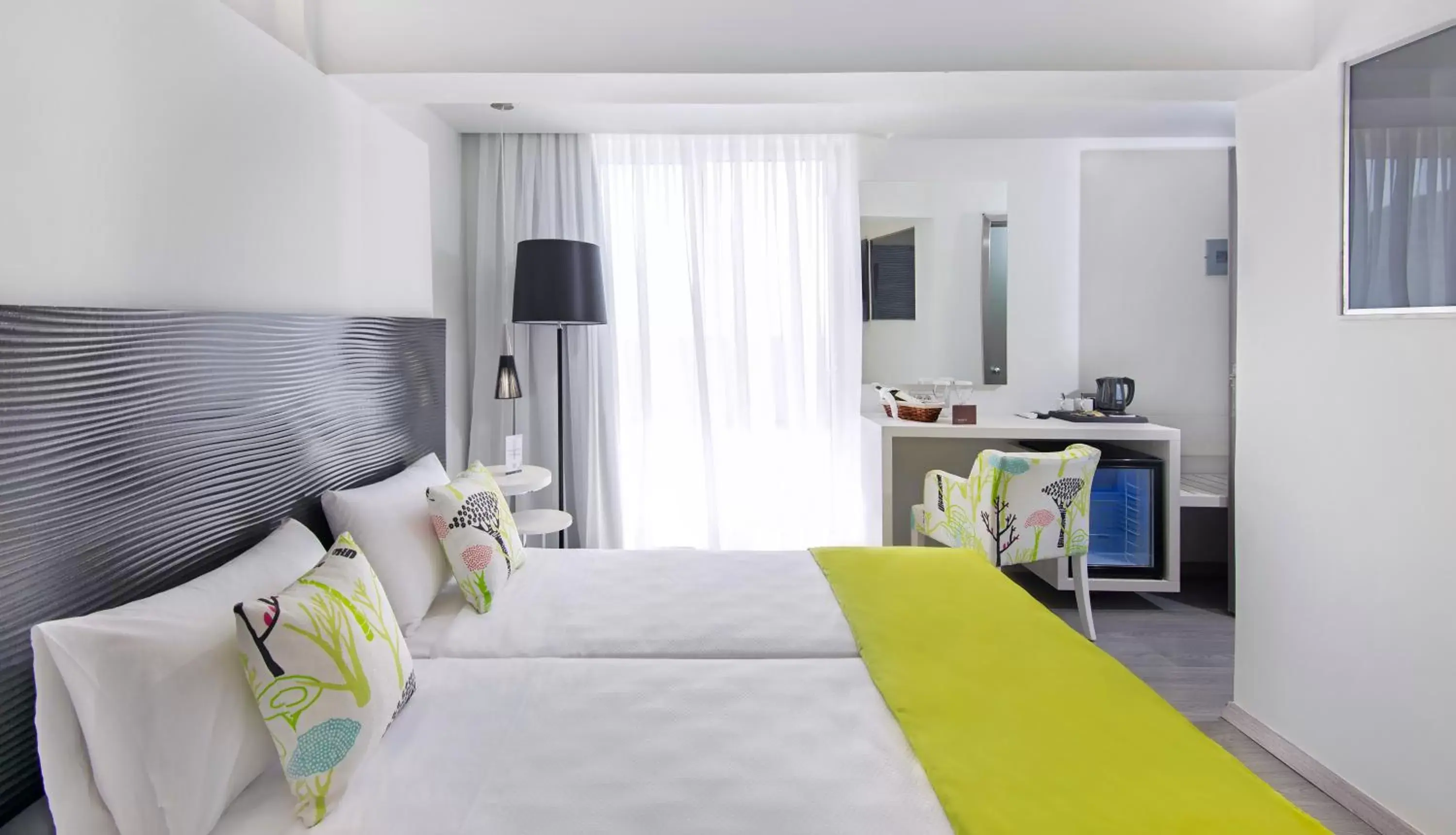 Photo of the whole room, Bed in Semiramis City Hotel Photo of the whole room, Bed in Semiramis City Hotel