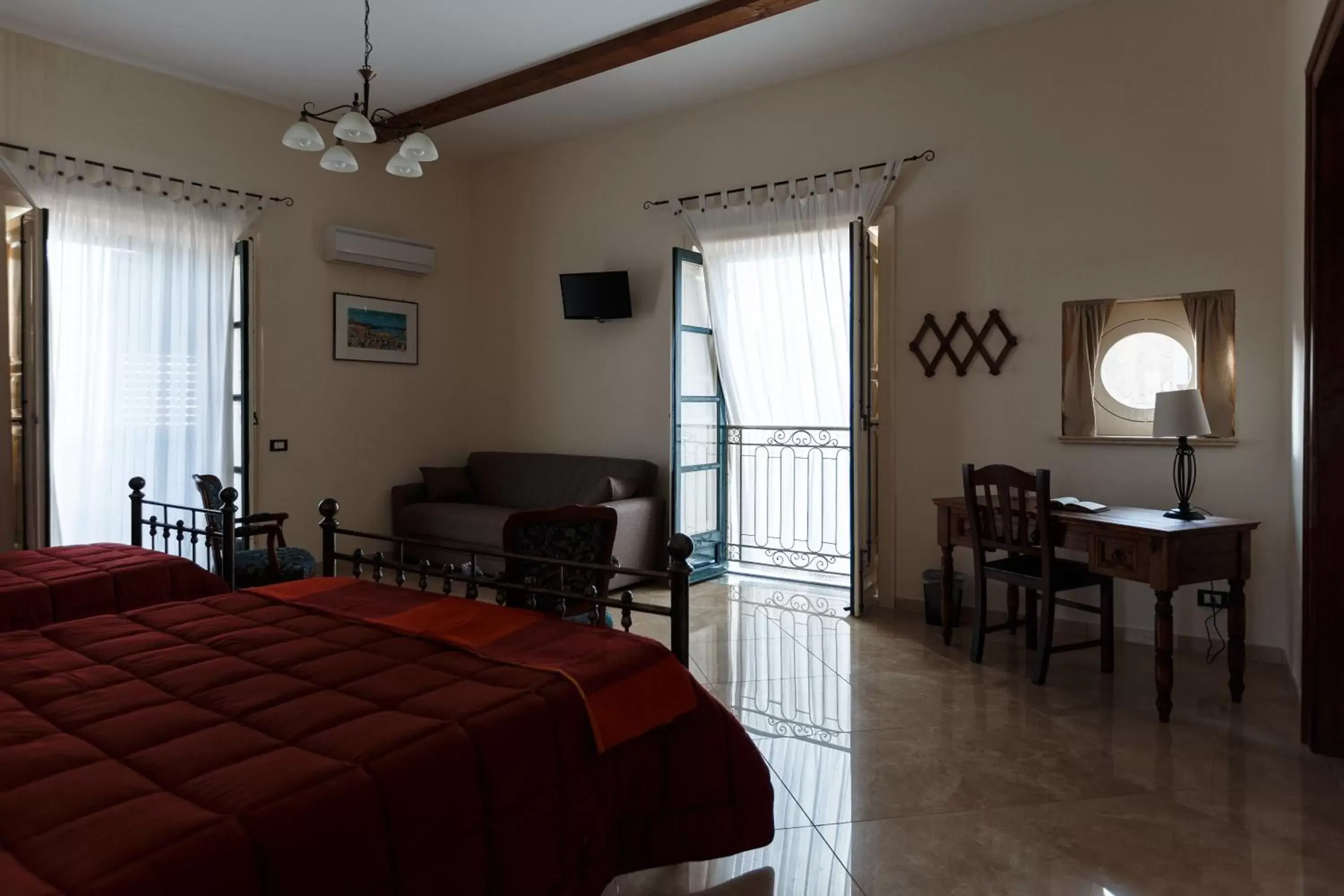 Bedroom in B&B Batarà - "La Terrazza del Centro"