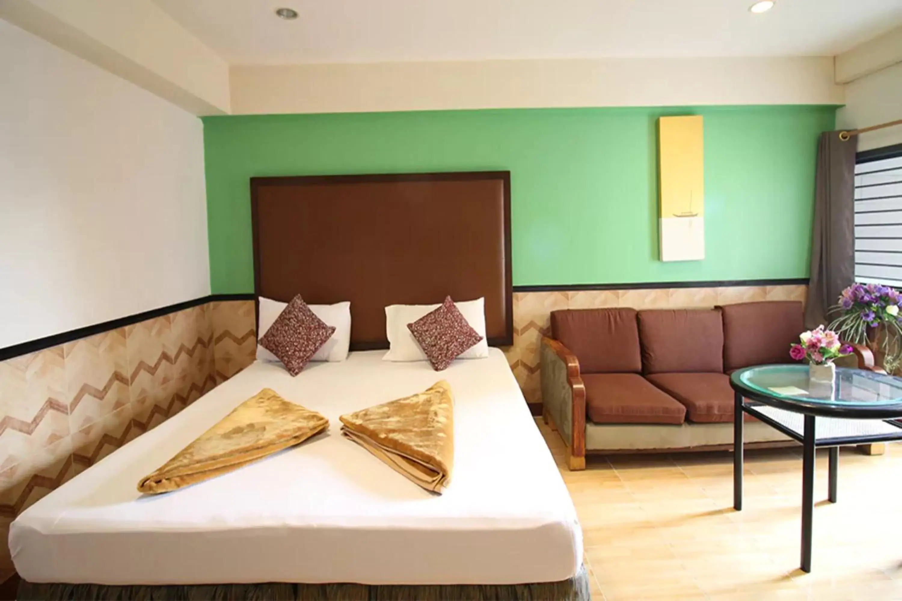 Standard Double Room in Kaya Place Standard Double Room in Kaya Place