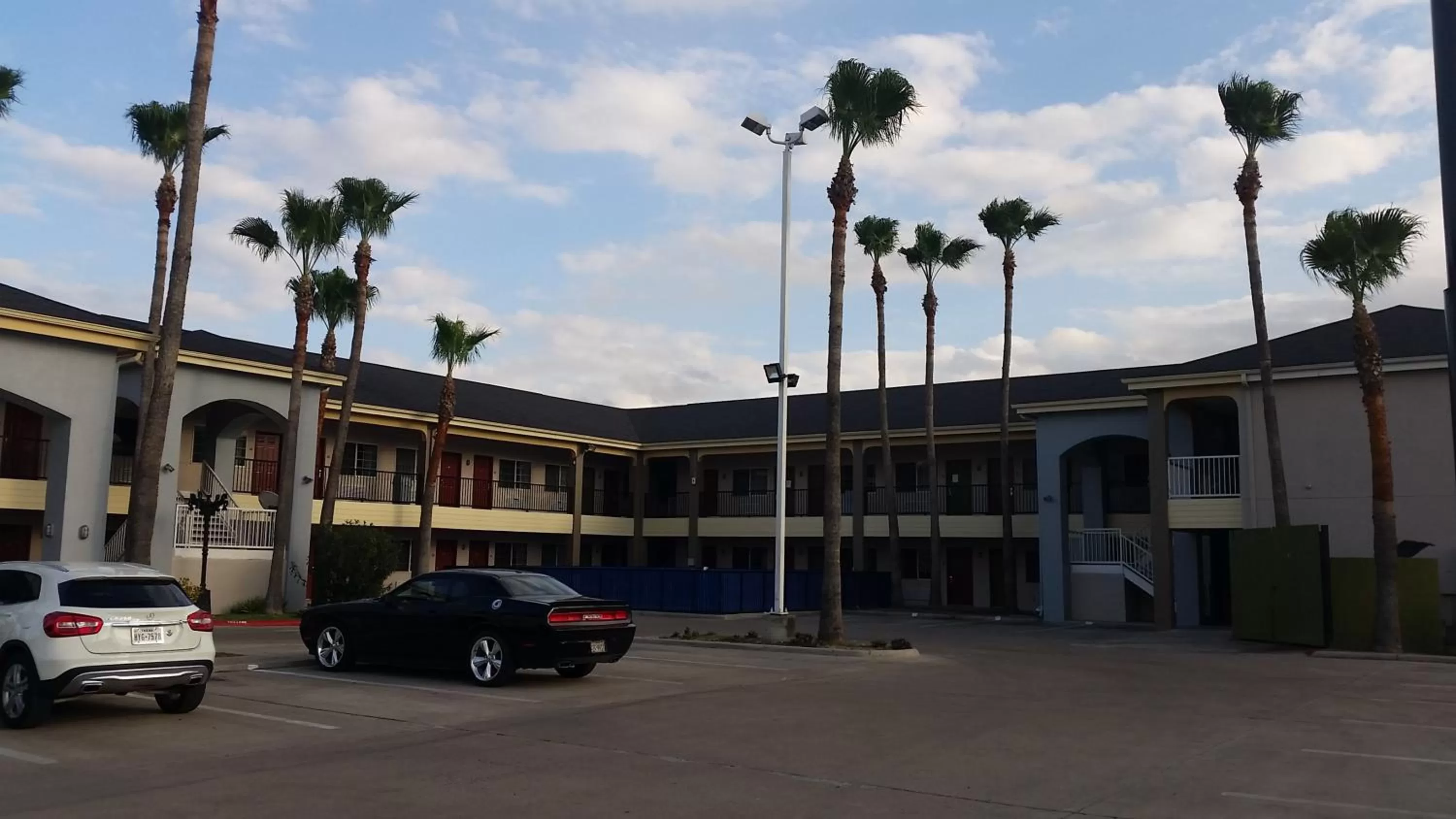 Property building in Texas Inn Downtown McAllen