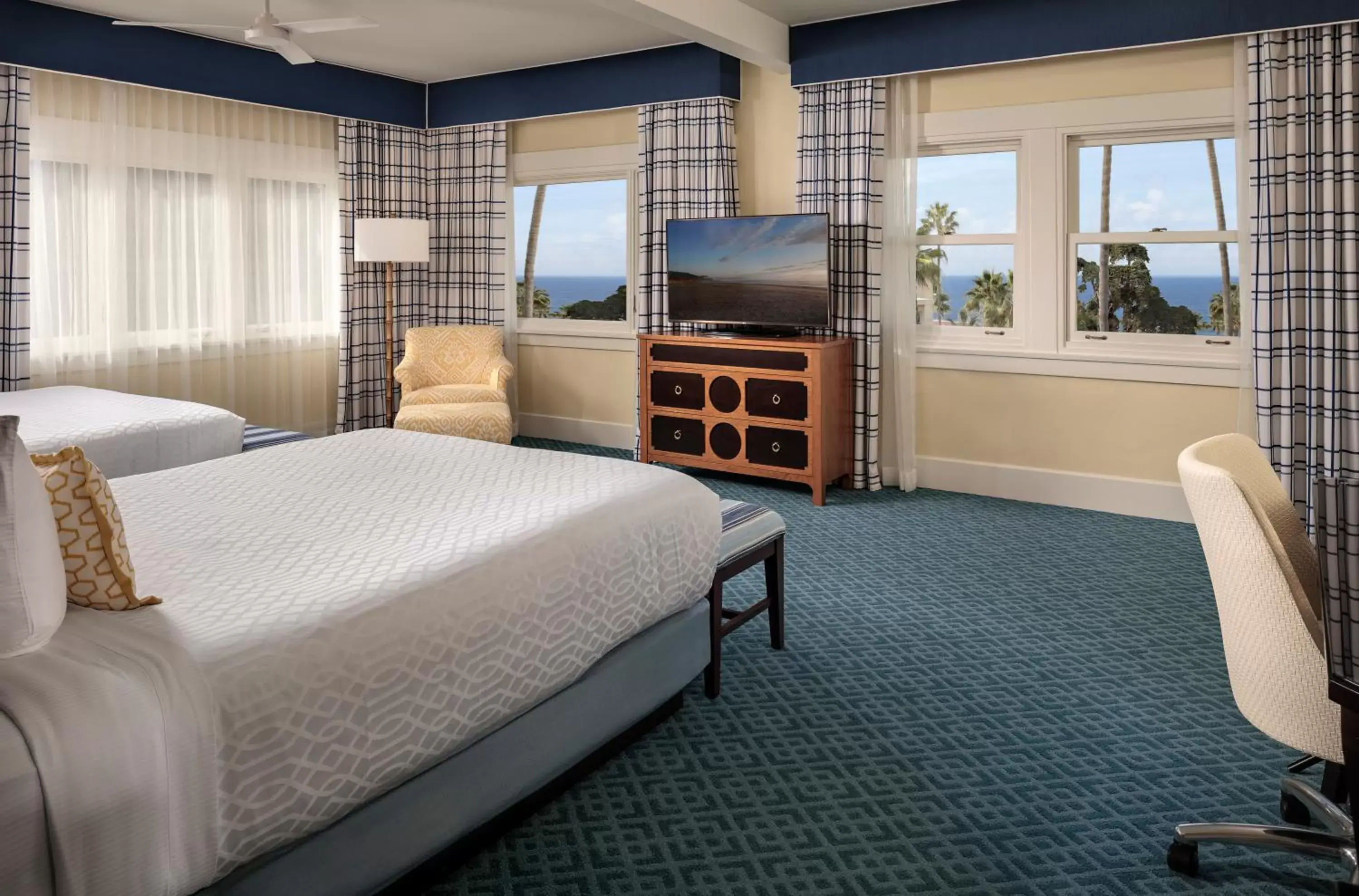 Bedroom in Grande Colonial La Jolla