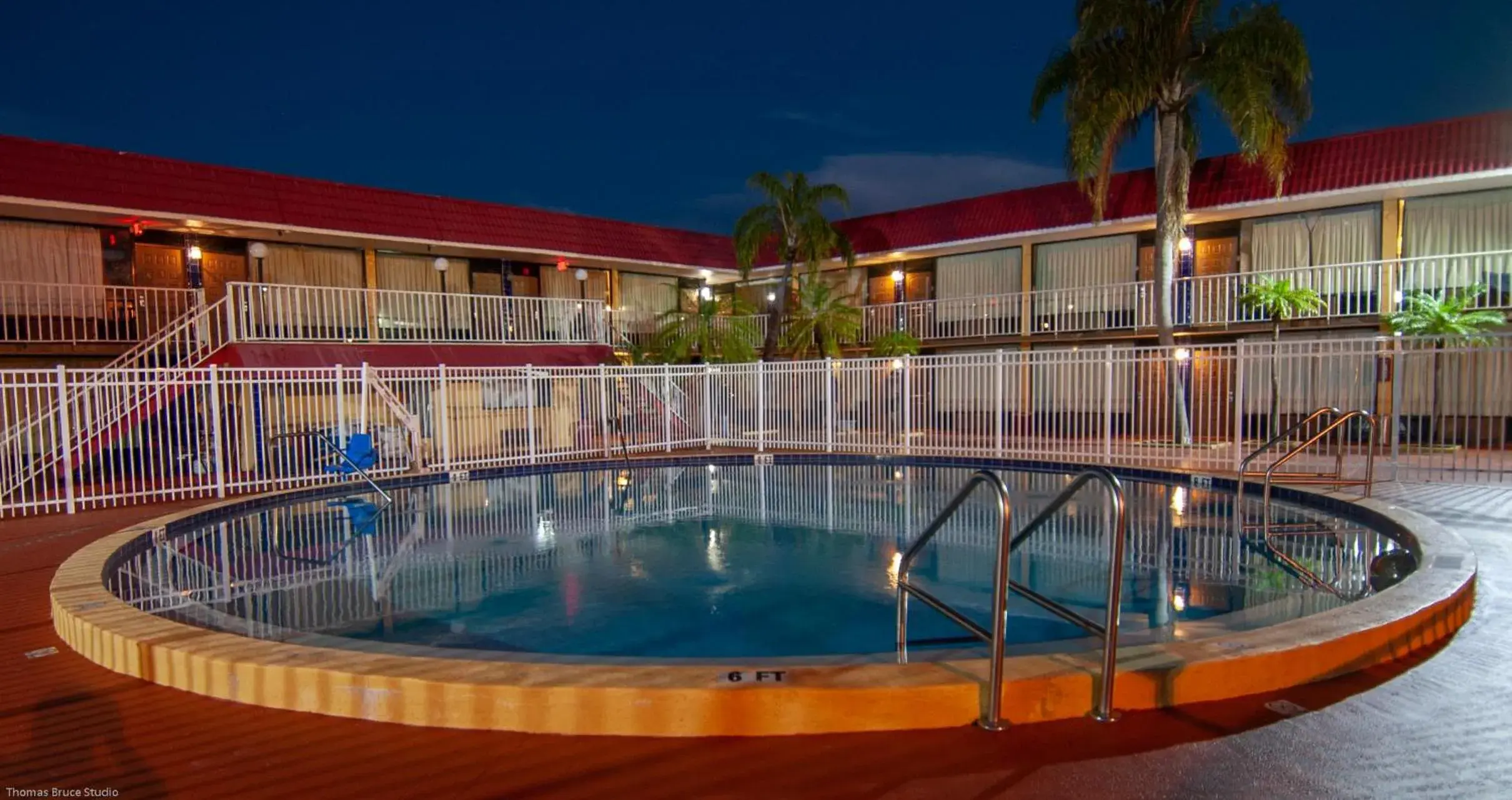 Swimming Pool in Express Inn & Suites - 5 Miles from St Petersburg Clearwater Airport