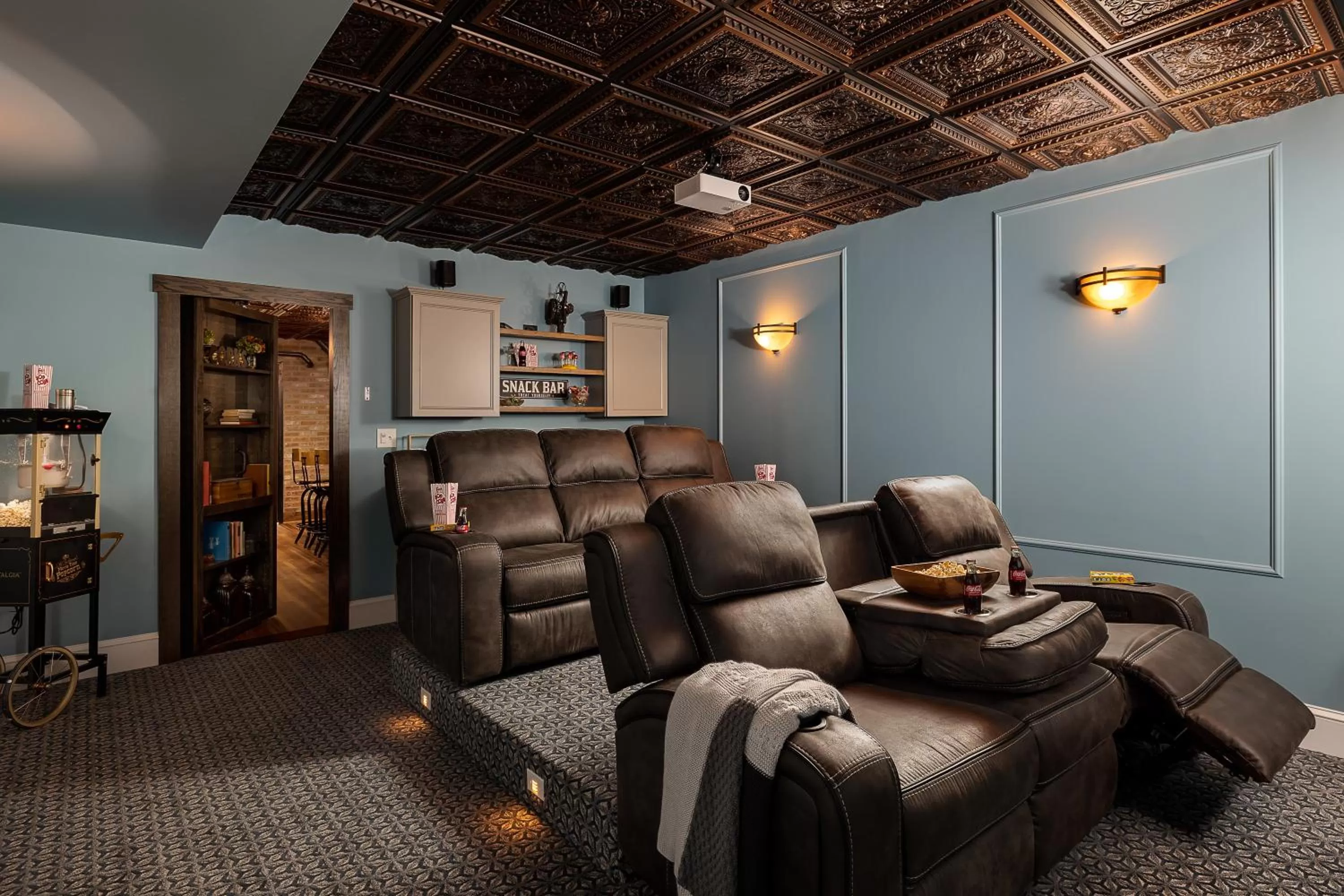 Communal lounge/ TV room in Pillow and Paddock B&B