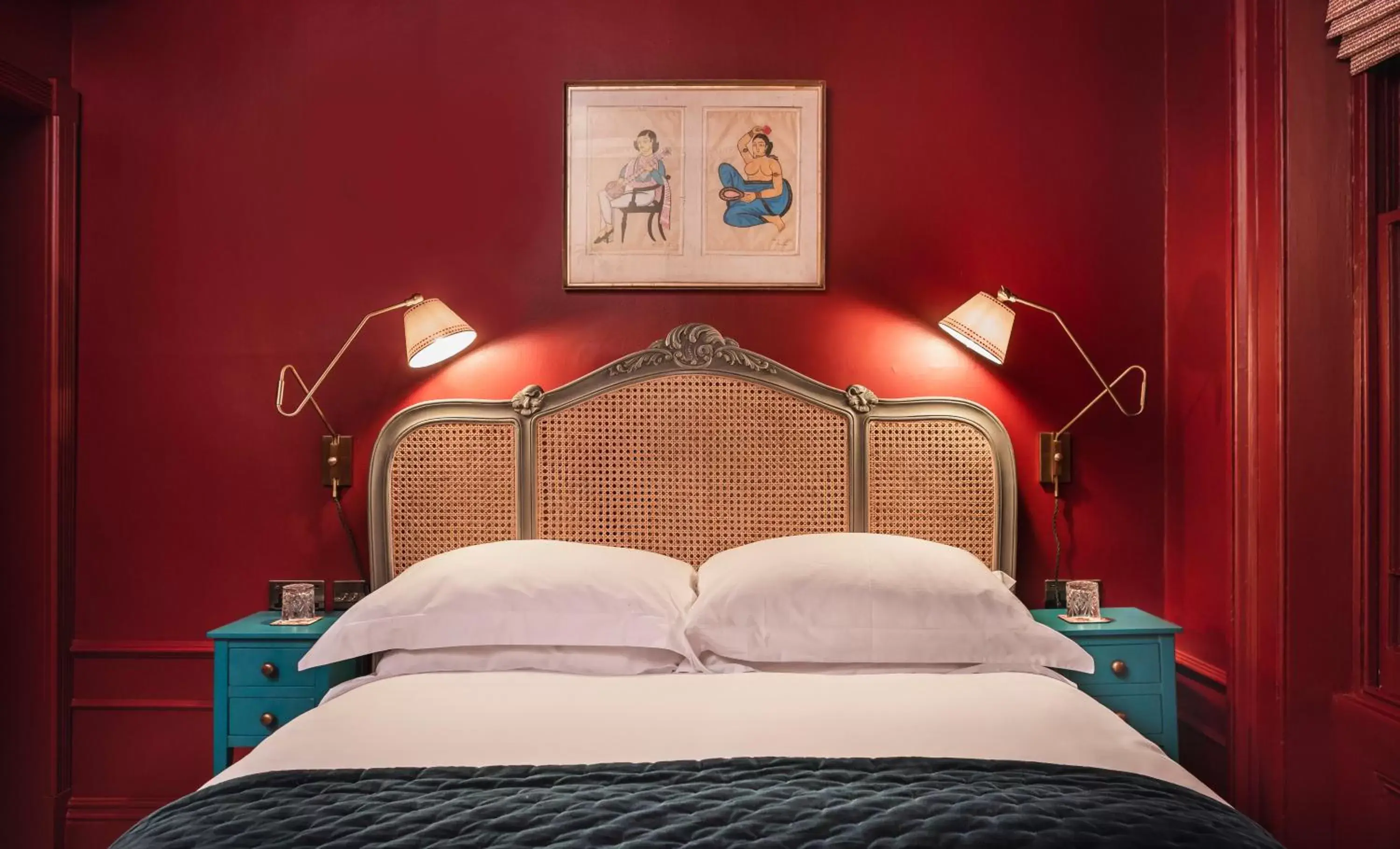 Bed in The Portobello Hotel