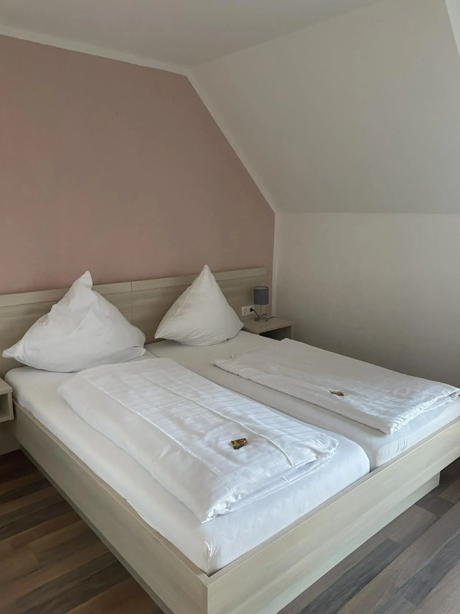 Bedroom, Bed in Hotel Bismarckhöhe