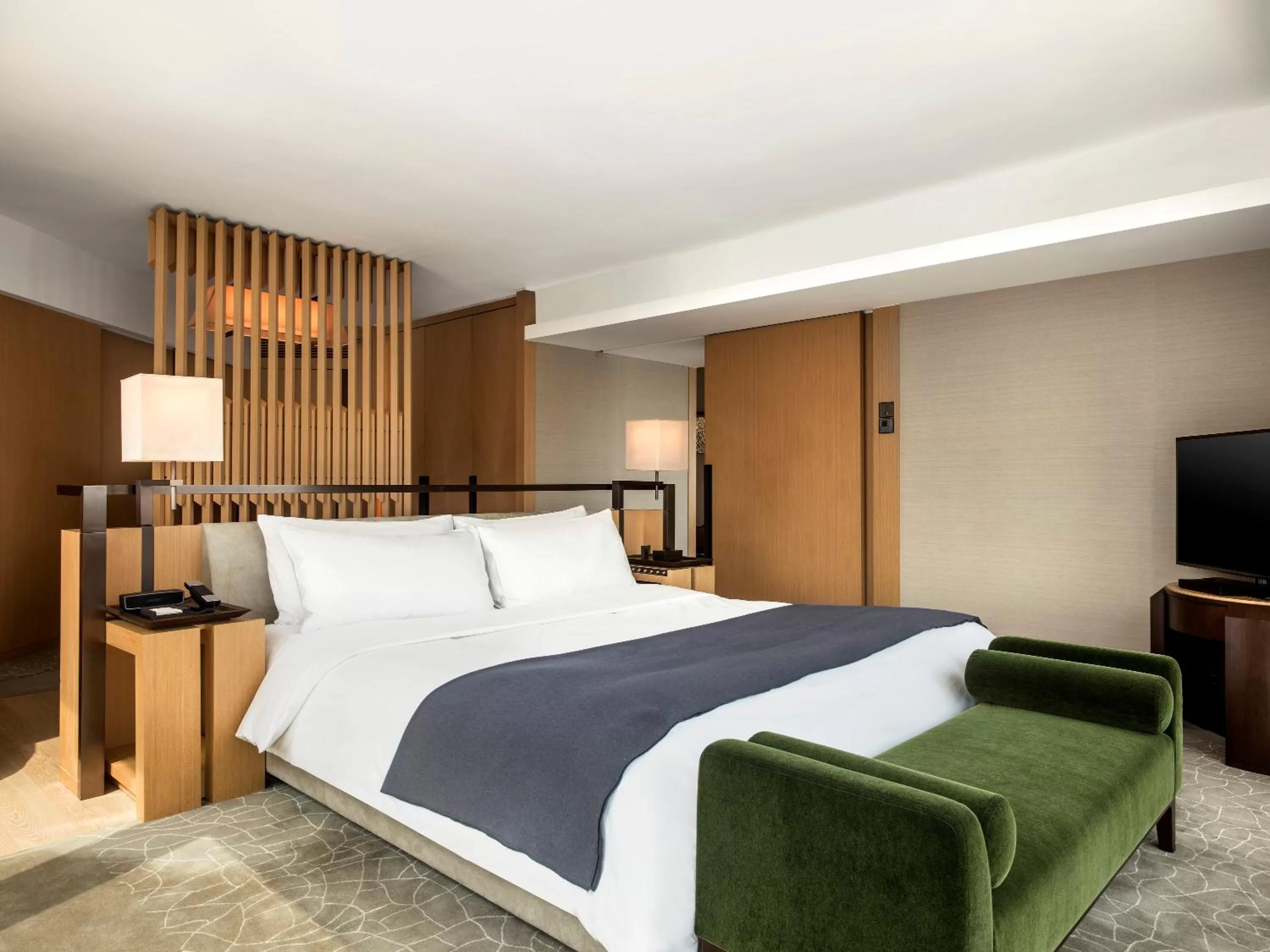 Bedroom, Bed in Upper House Hong Kong